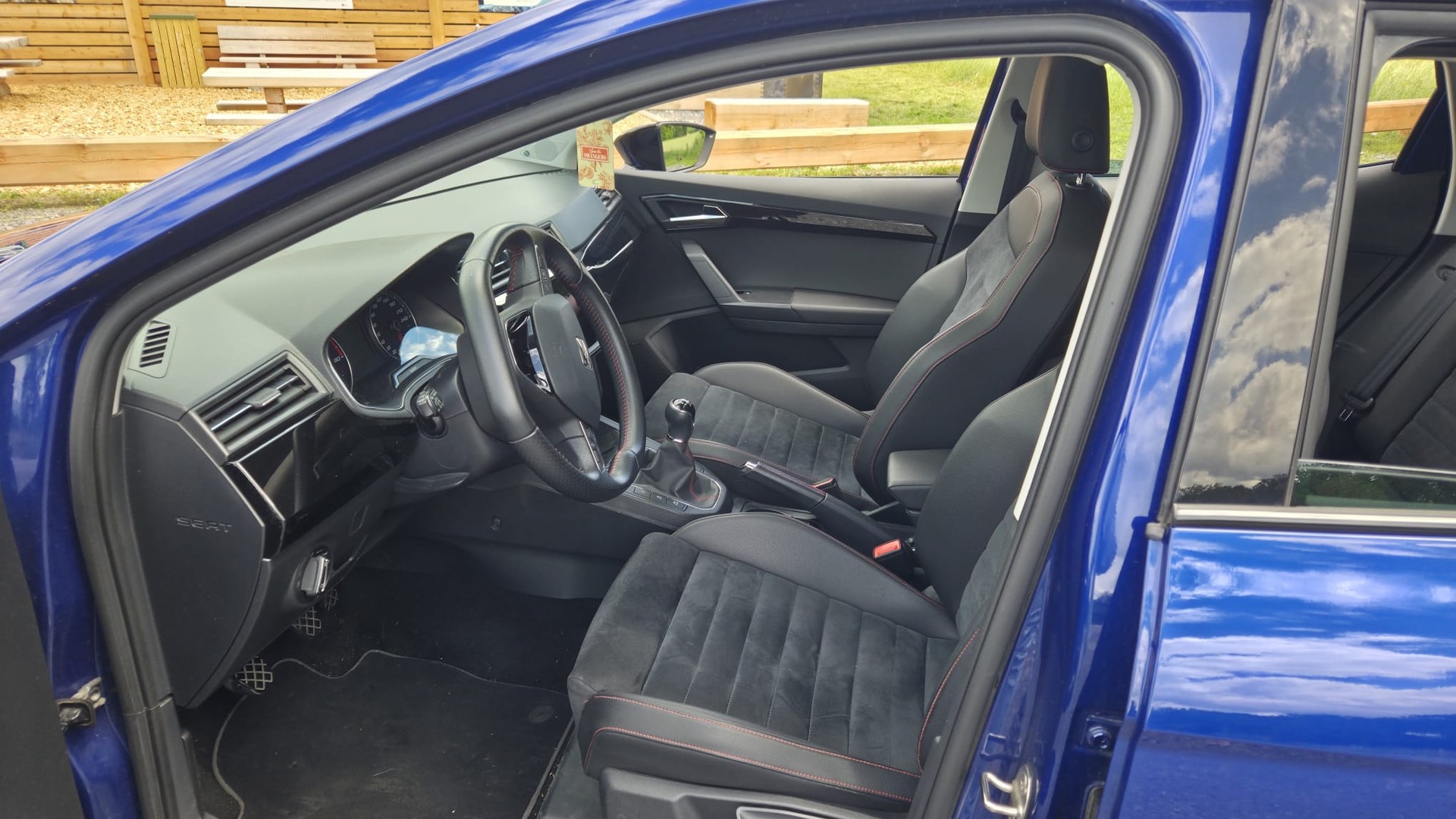 SEAT 1.0 TSI 115 FR-image-2