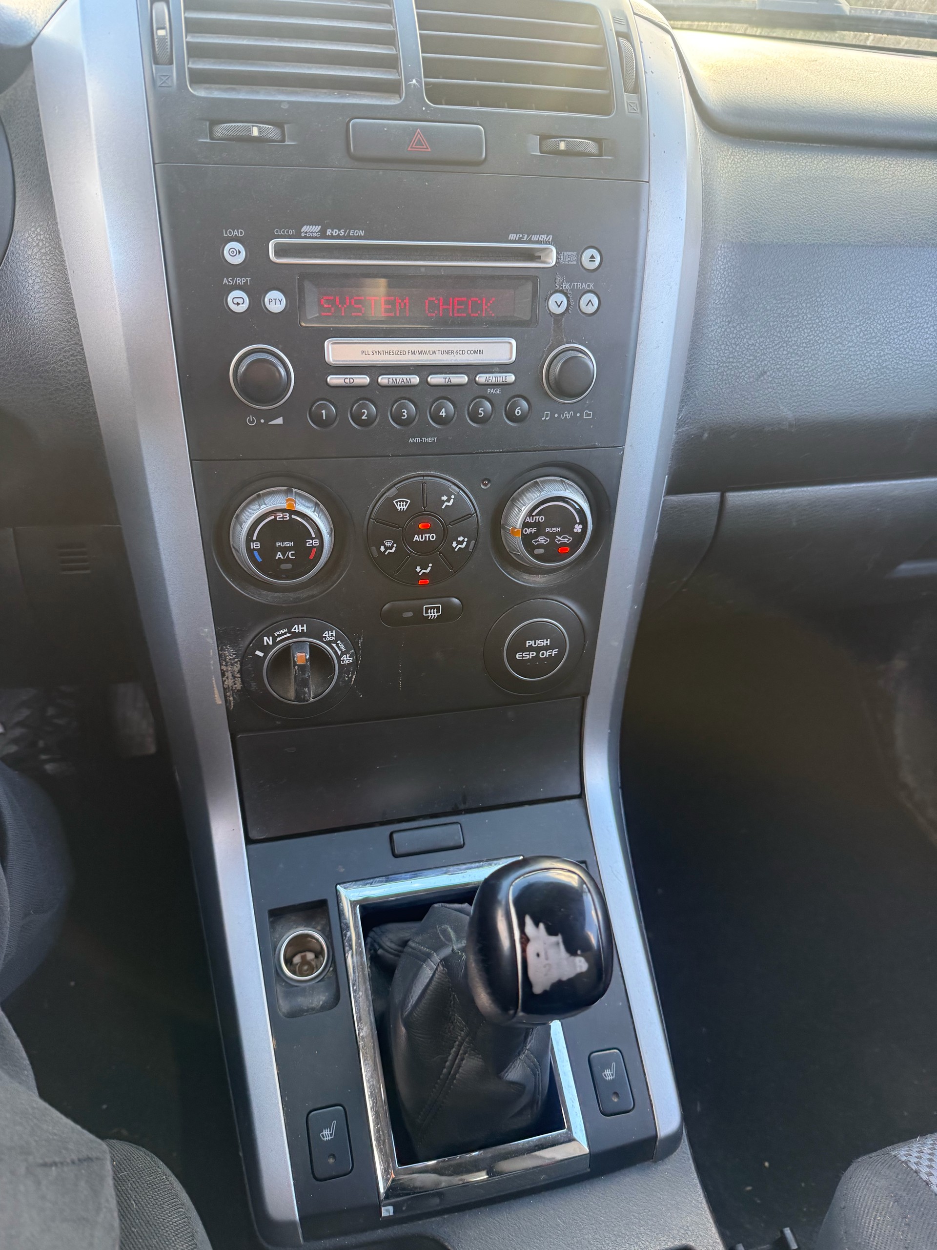 SUZUKI Grand Vitara 1.9 TD GL Top-image-9
