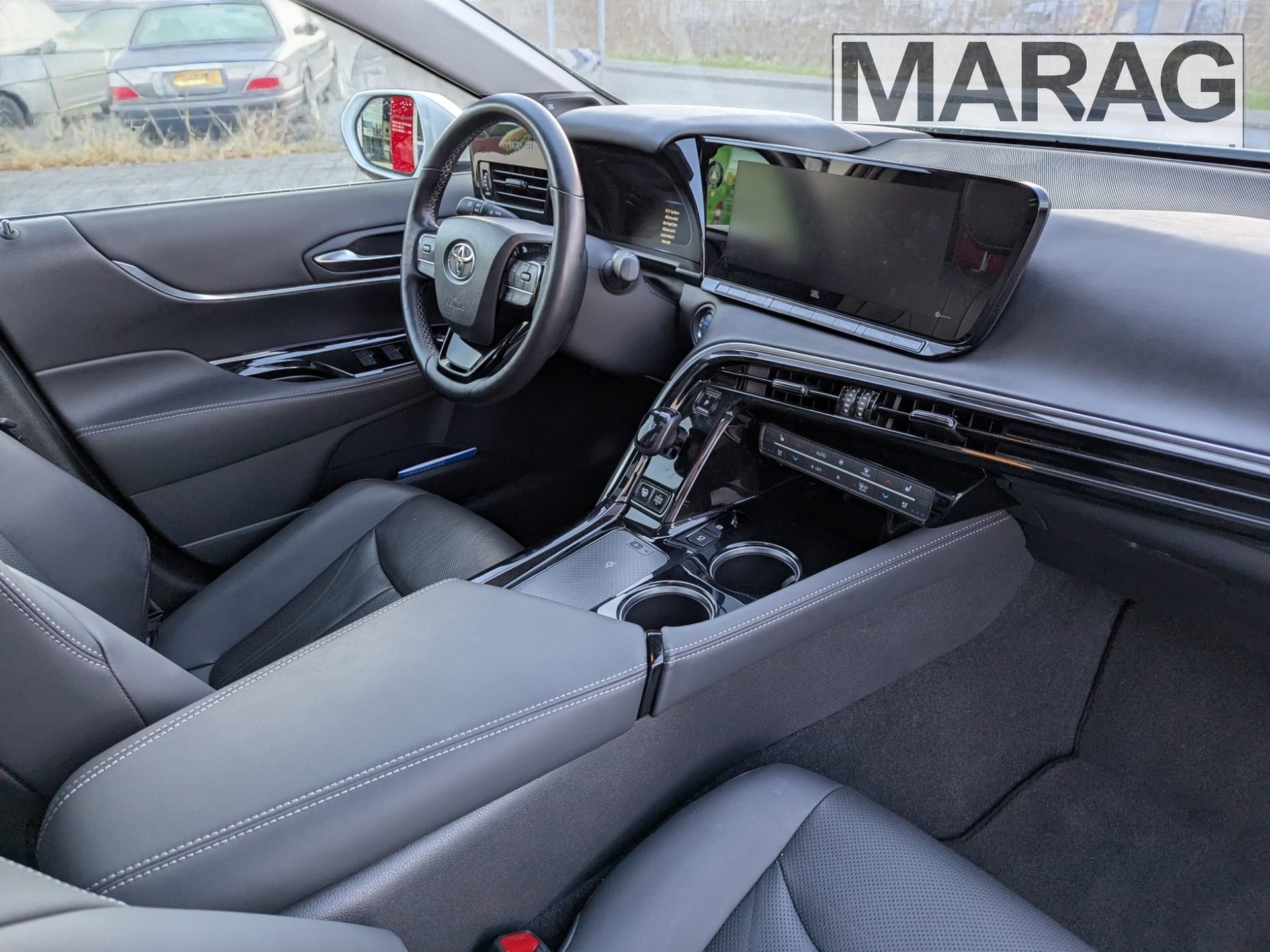 TOYOTA Mirai Fuel cell Platinum-image-7