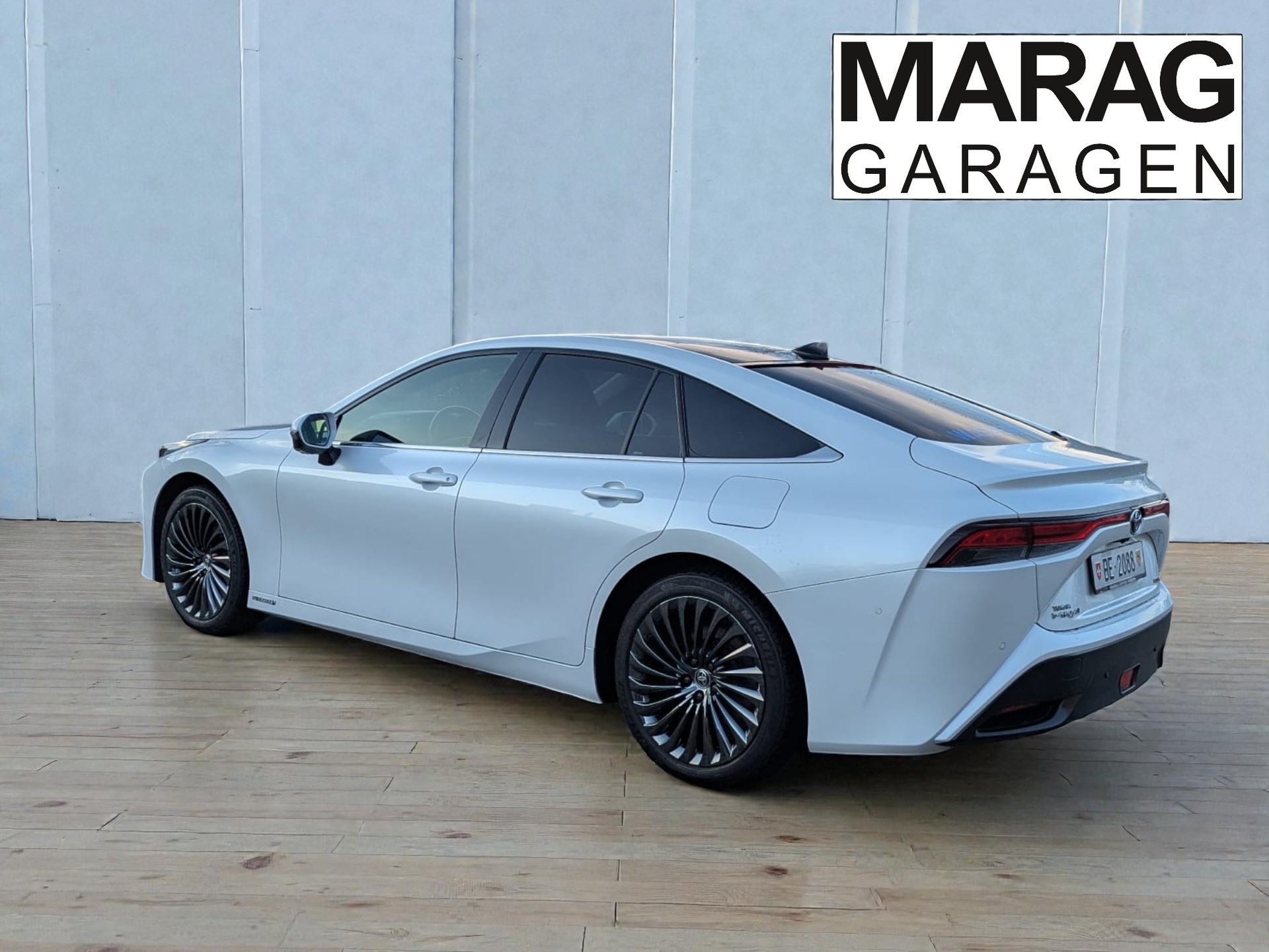 TOYOTA Mirai Fuel cell Platinum-image-3