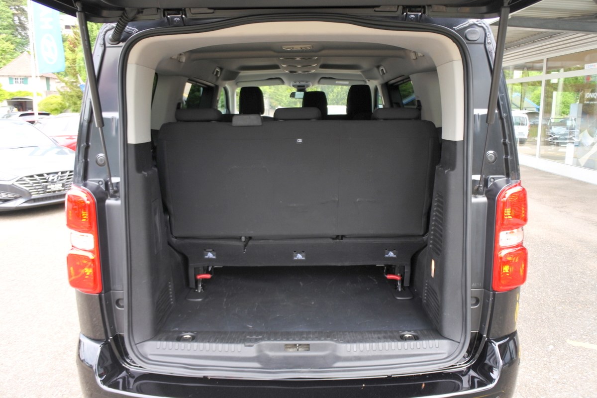 PEUGEOT Traveller Business Stand.-image-7