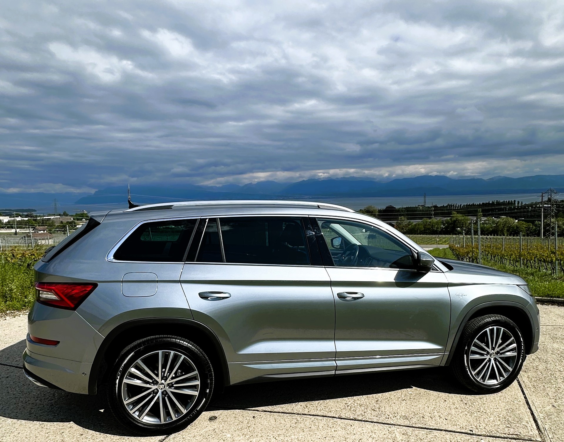 SKODA Kodiaq 2.0 TSI 4x4 L&K-image-4