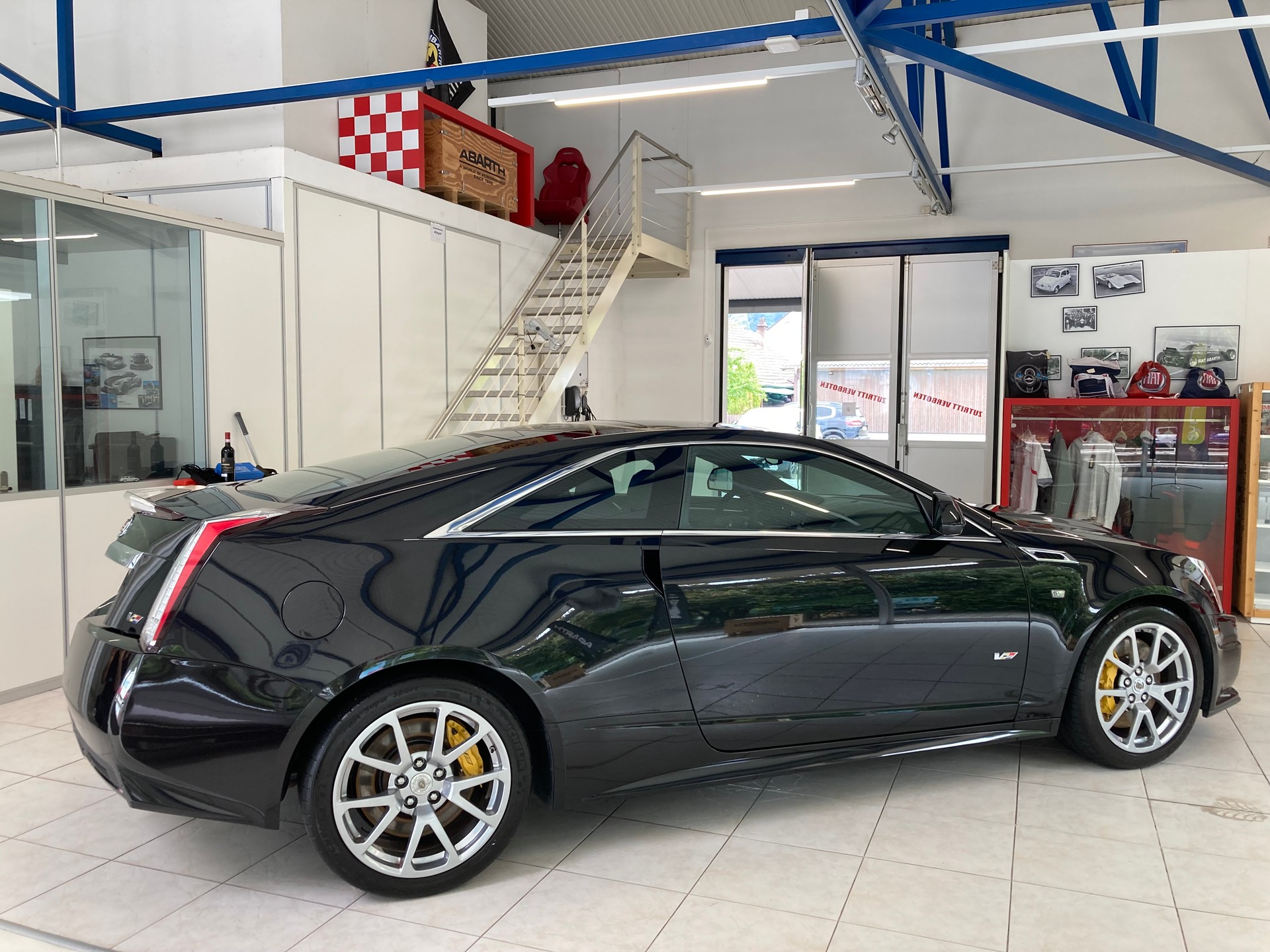 CADILLAC CTS-V Coupé 6.2 V8 SC Automatic-image-8