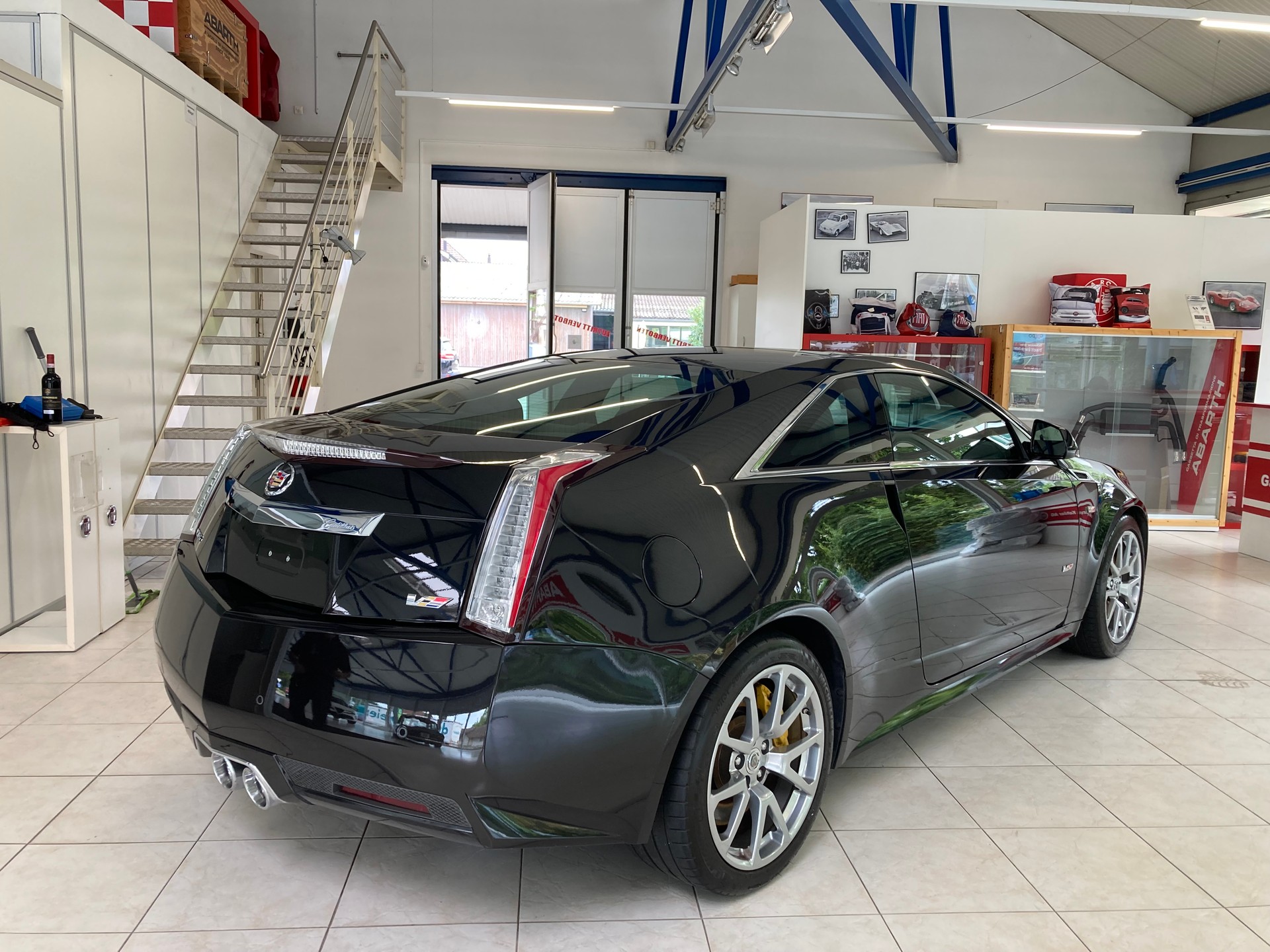 CADILLAC CTS-V Coupé 6.2 V8 SC Automatic-image-9