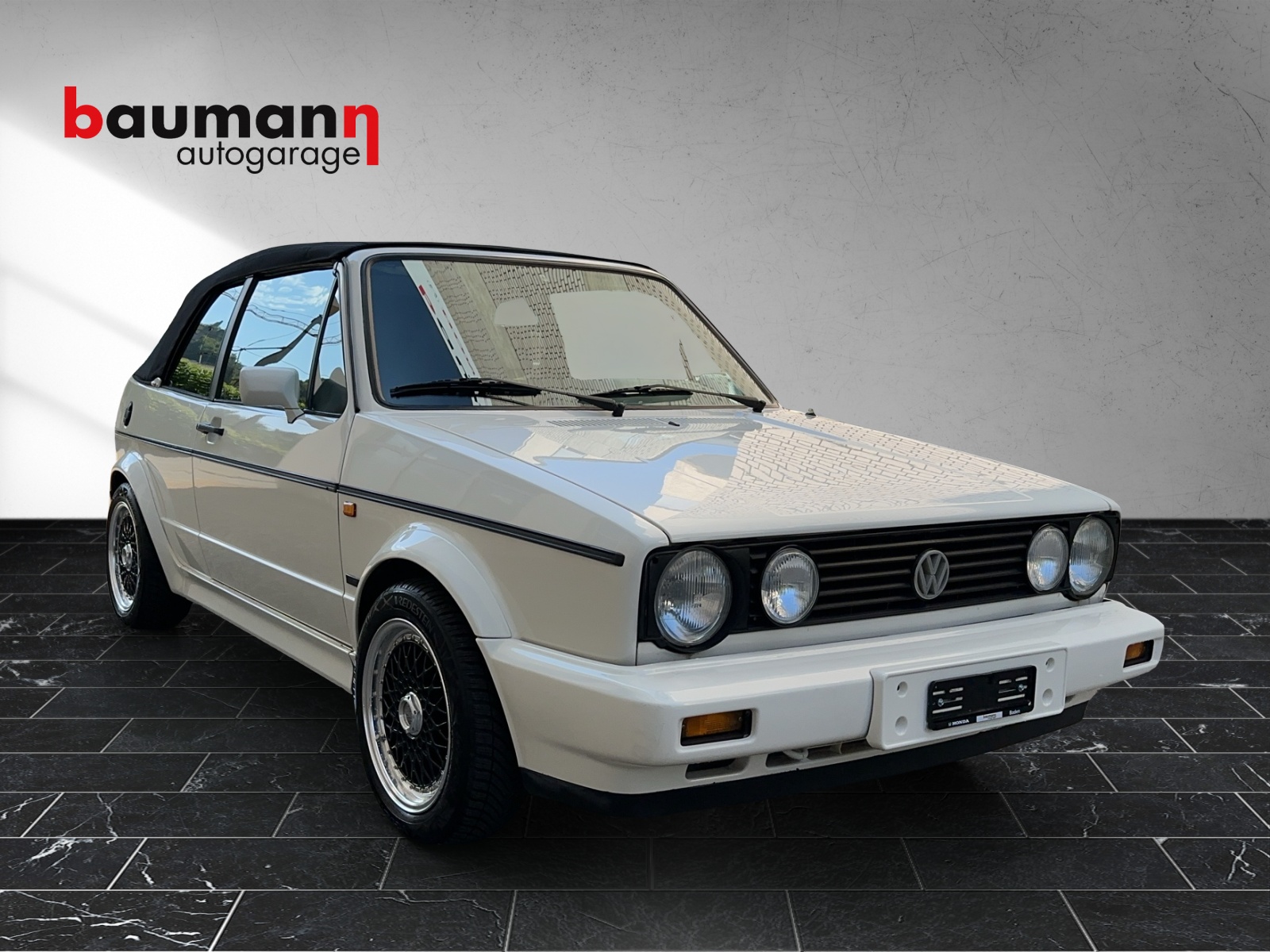 VW Golf Cabriolet 1800 Fashion-Line/Young-Line-image-1