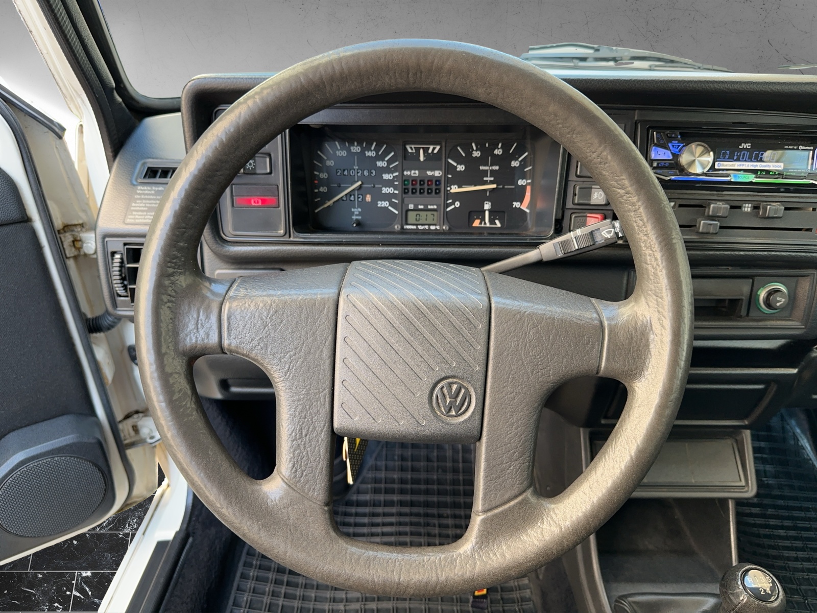 VW Golf Cabriolet 1800 Fashion-Line/Young-Line-image-11