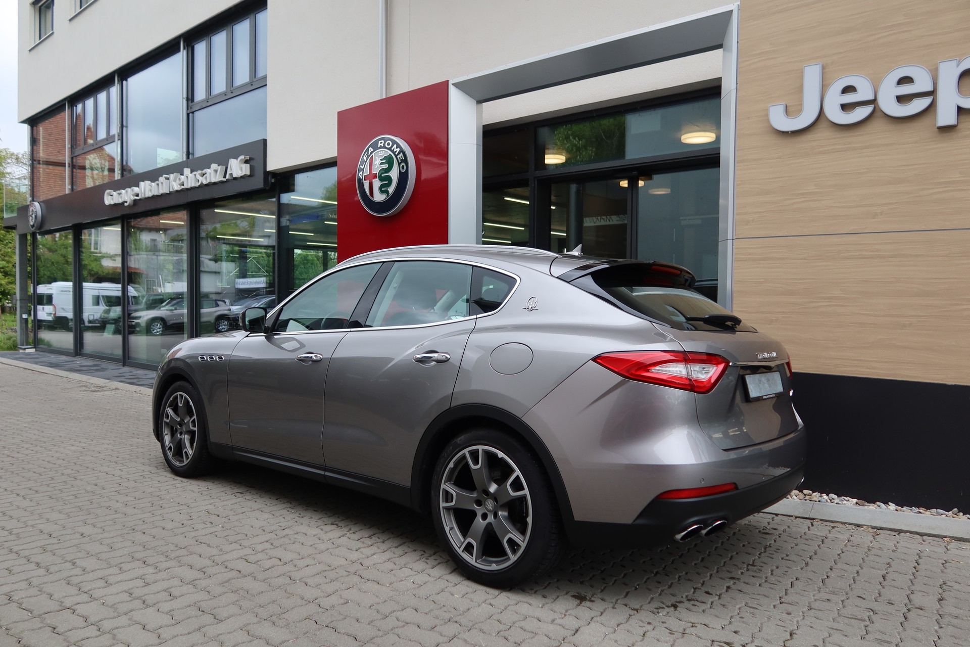 MASERATI Levante S 3.0 V6-image-3