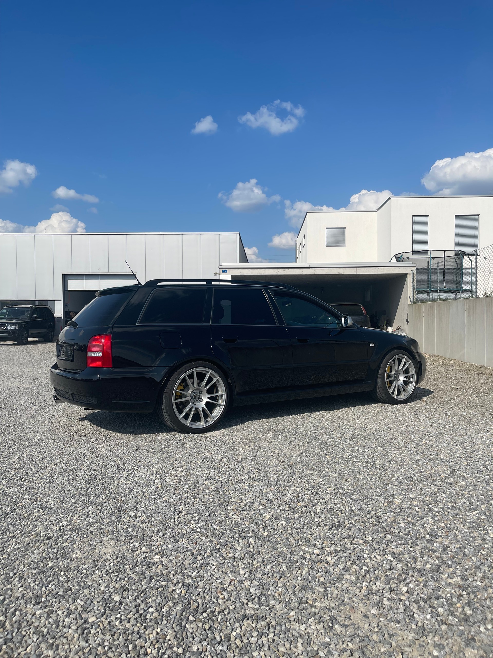 AUDI RS4 Avant quattro-image-13
