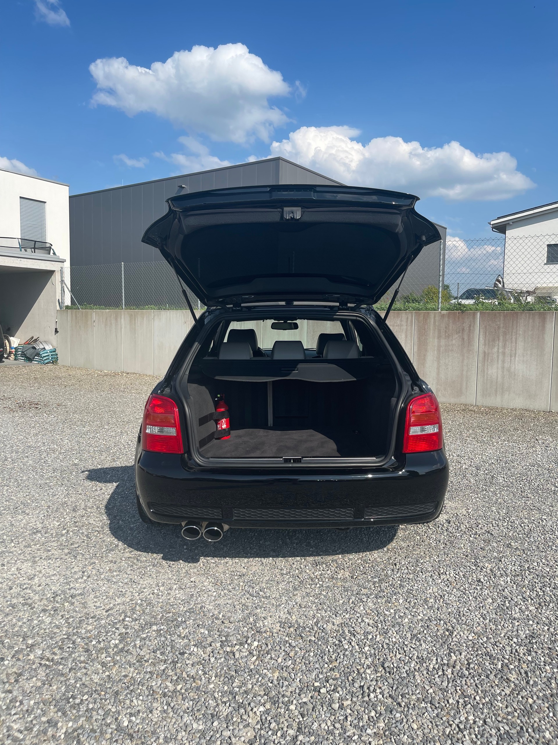 AUDI RS4 Avant quattro-image-11
