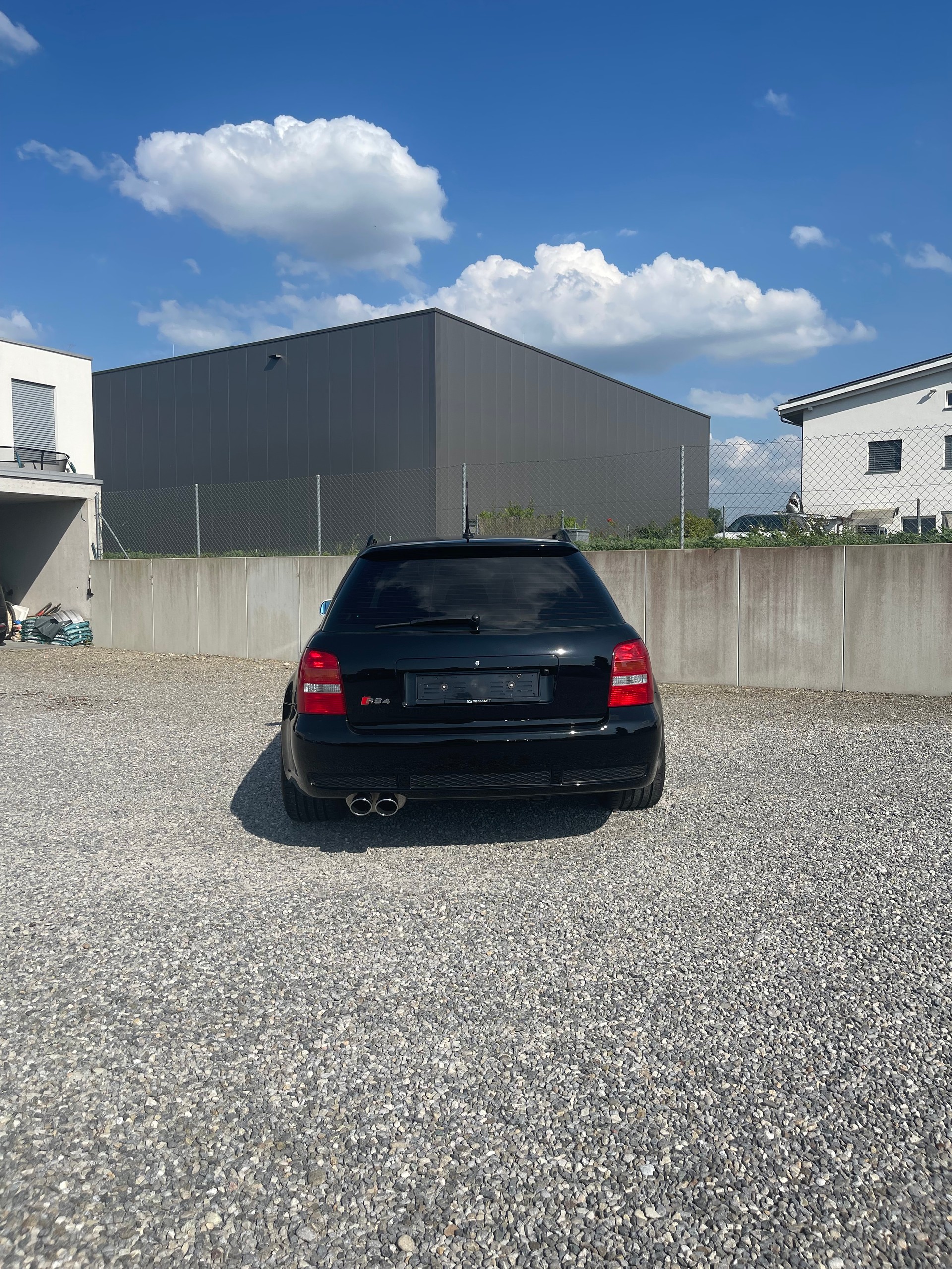 AUDI RS4 Avant quattro-image-8