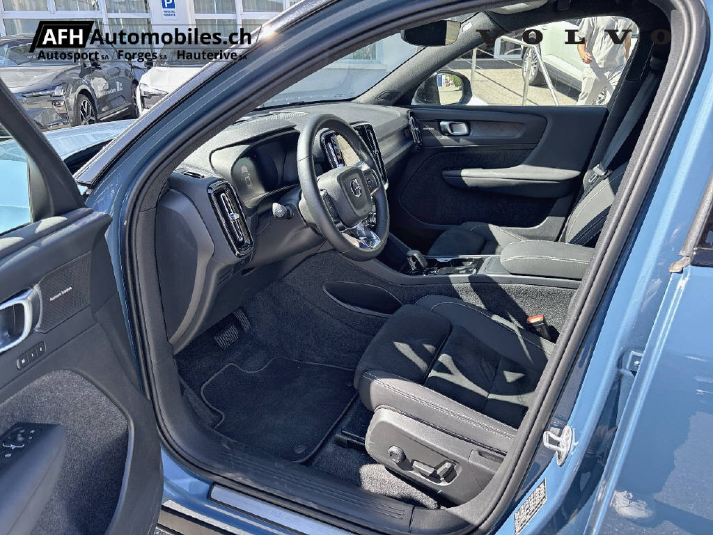 VOLVO EX40 Twin Ultra AWD-image-12