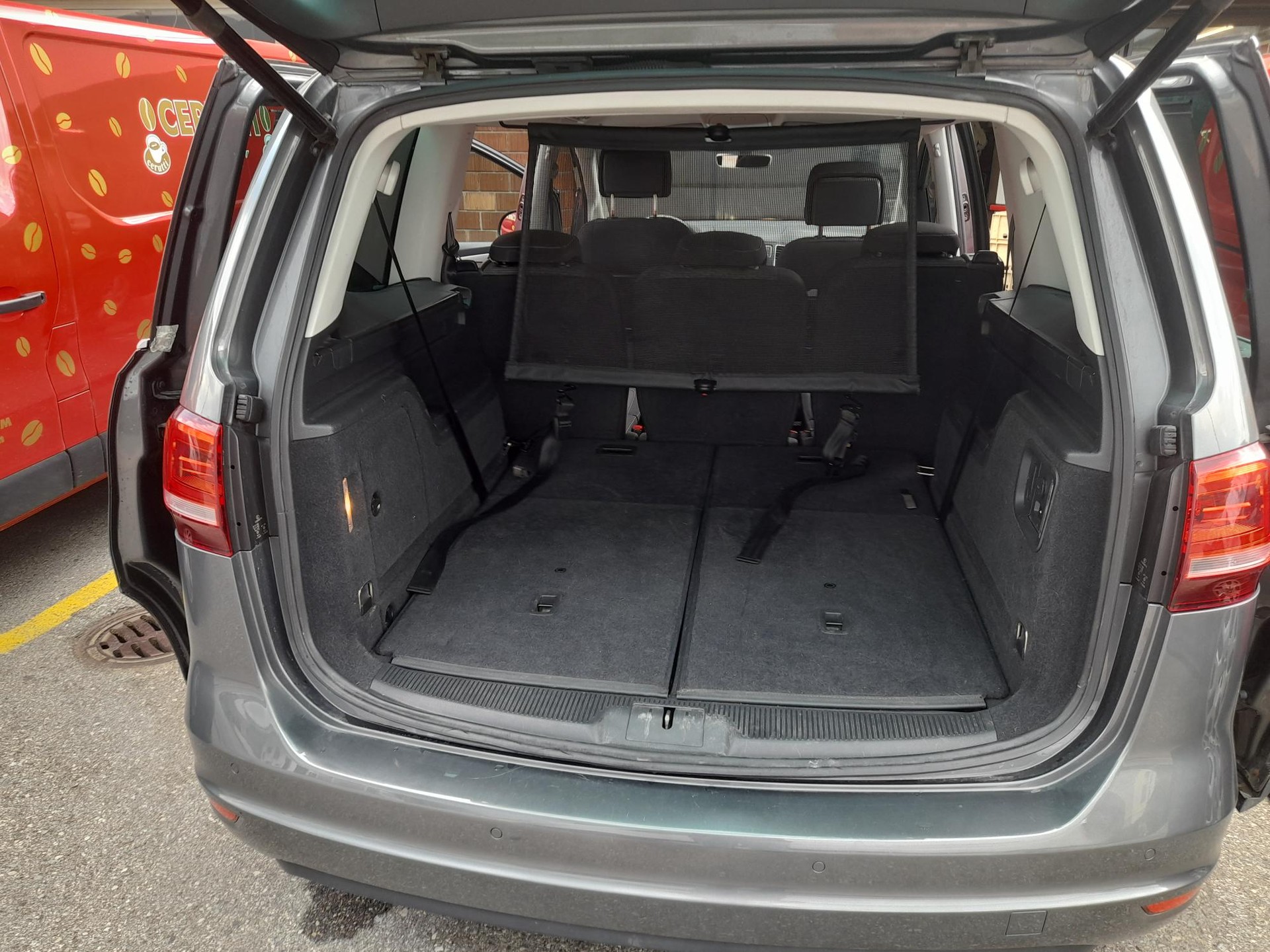 VW Sharan 2.0 TDI BMT Trendline 4Motion-image-5