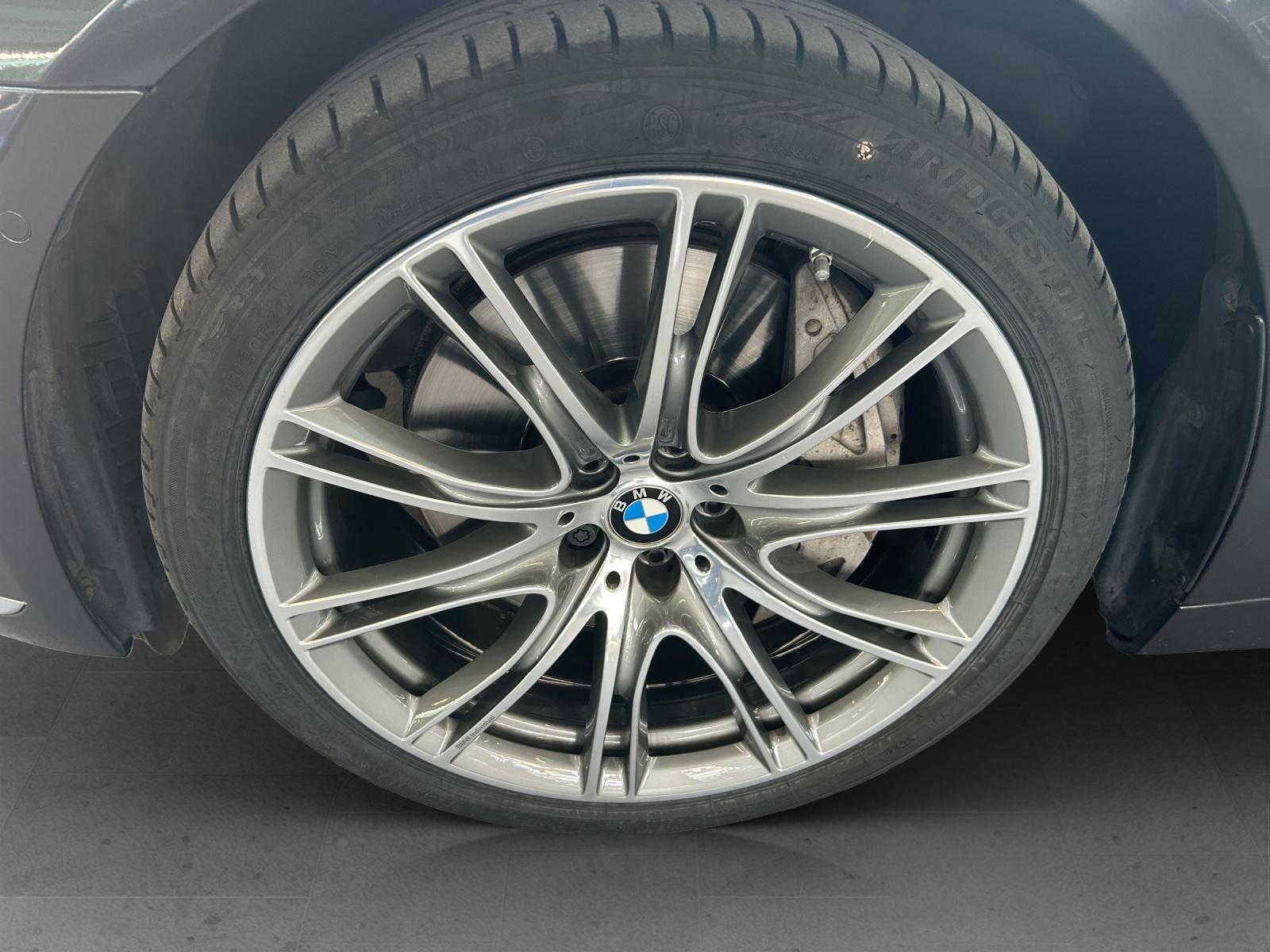 BMW 750i xDrive-image-23