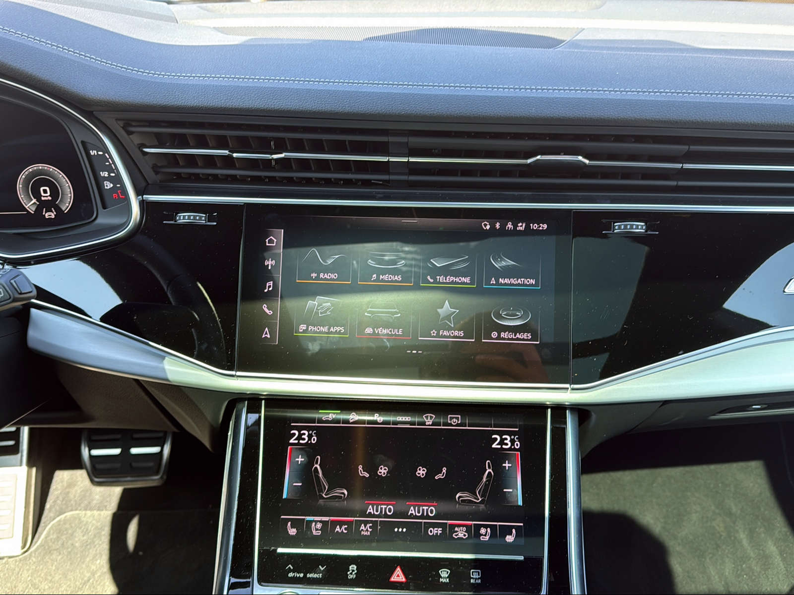 AUDI Q8 60 TFSI e quattro PHEV tiptronic-image-10