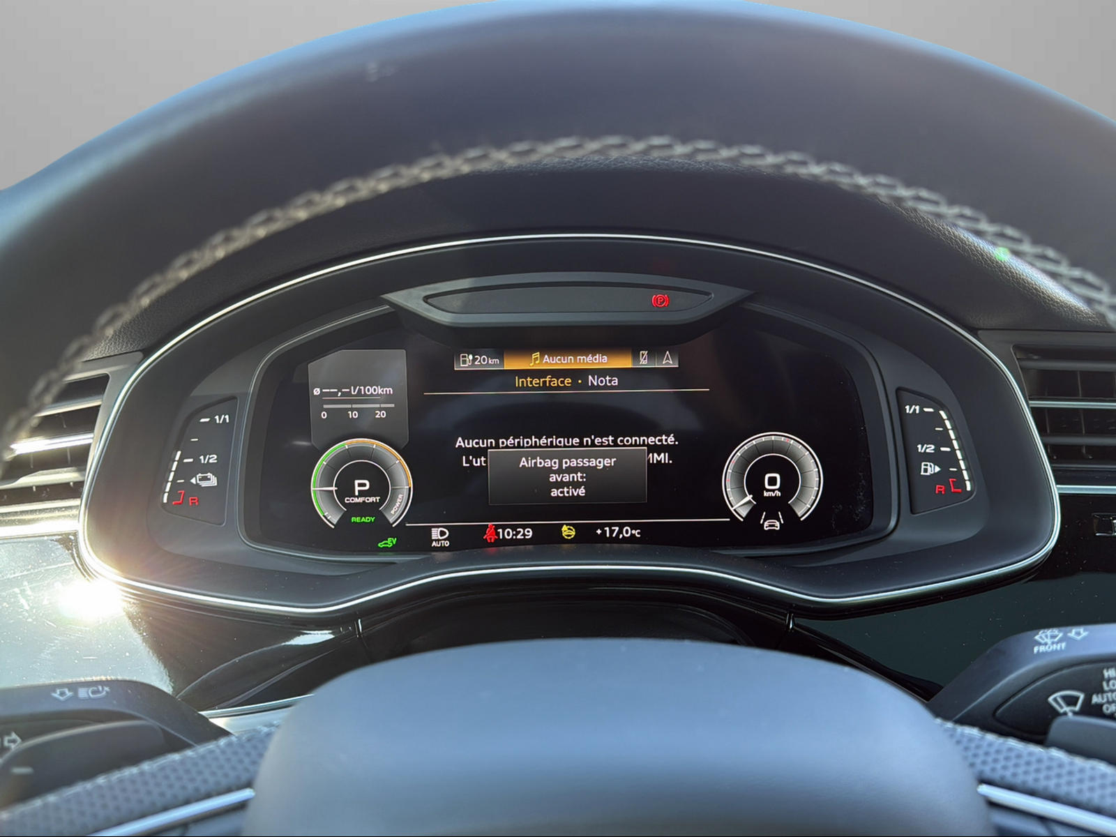 AUDI Q8 60 TFSI e quattro PHEV tiptronic-image-8