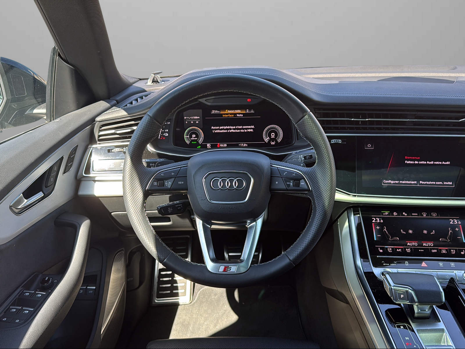 AUDI Q8 60 TFSI e quattro PHEV tiptronic-image-7