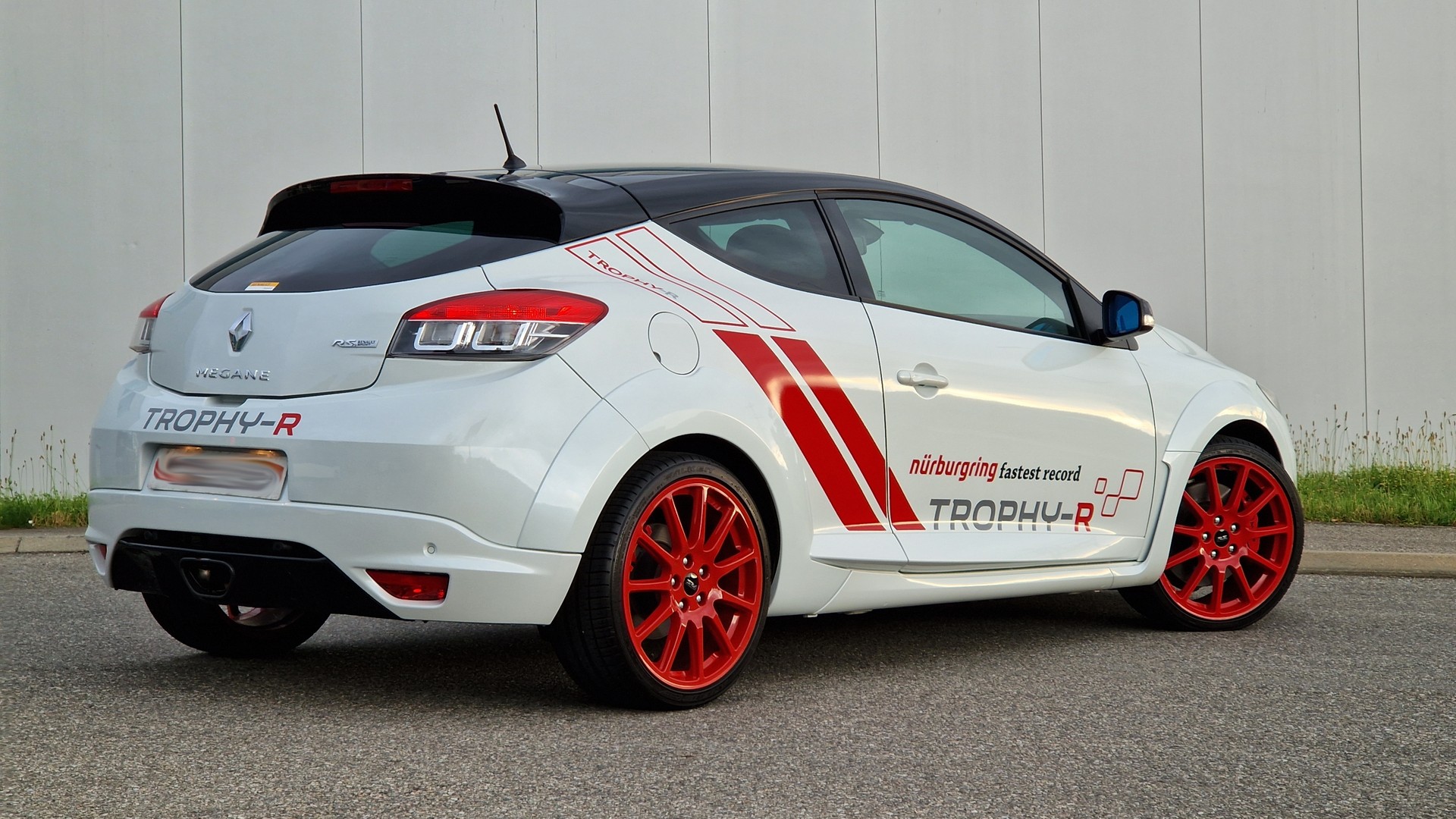 RENAULT Mégane Coupé 2.0 16V Turbo RS Trophy-R-image-4