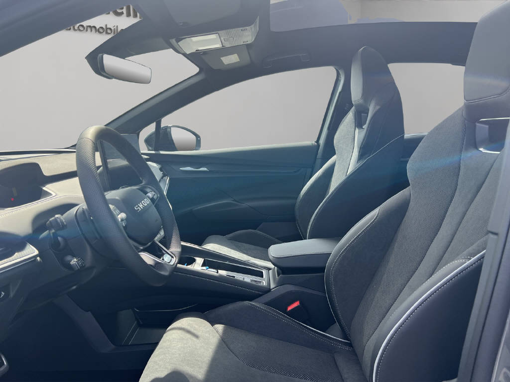 SKODA Enyaq Coupé Sportline 4x4-image-5