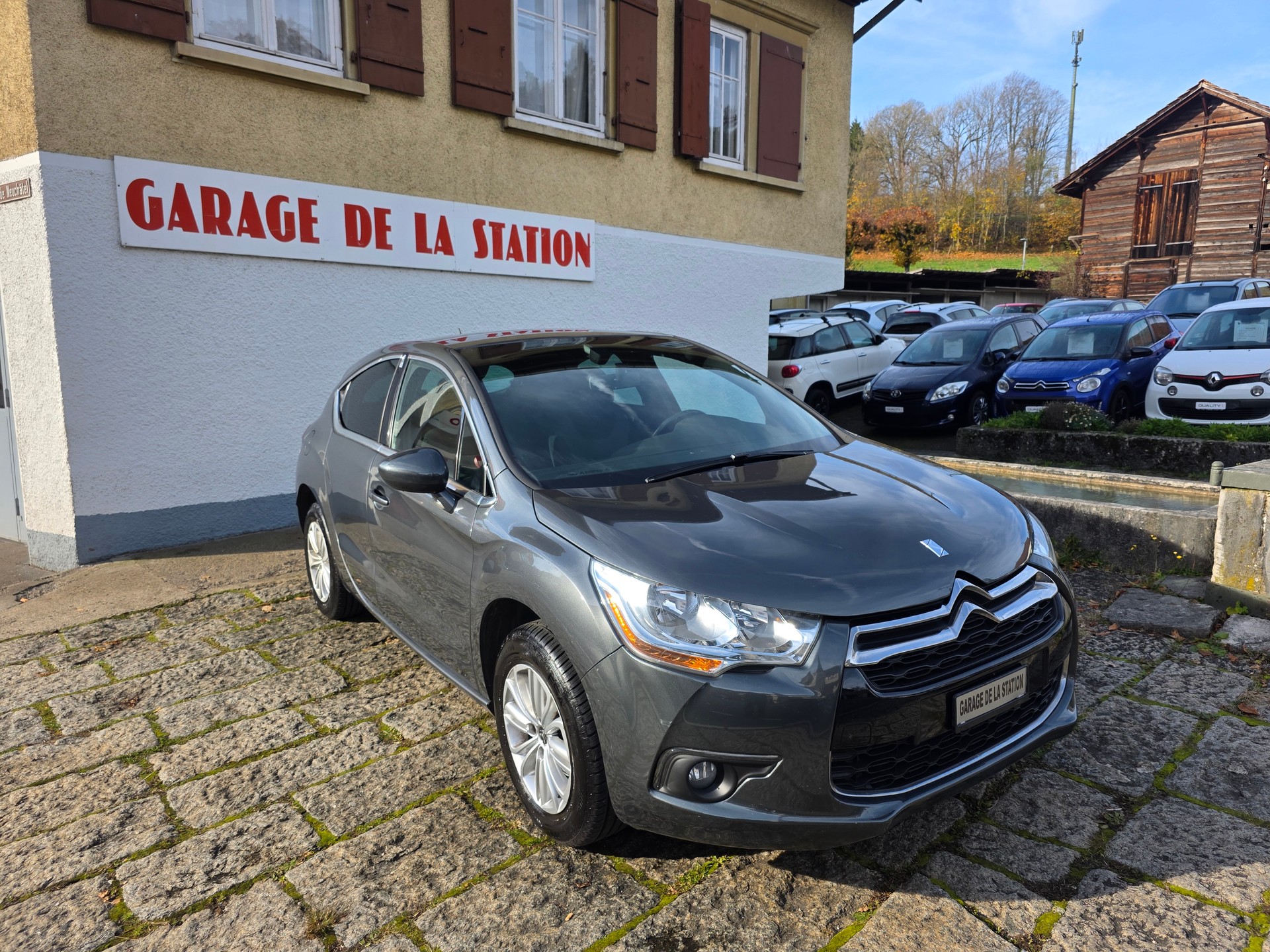 DS AUTOMOBILES DS4 1.6 VTi Chic-image-2