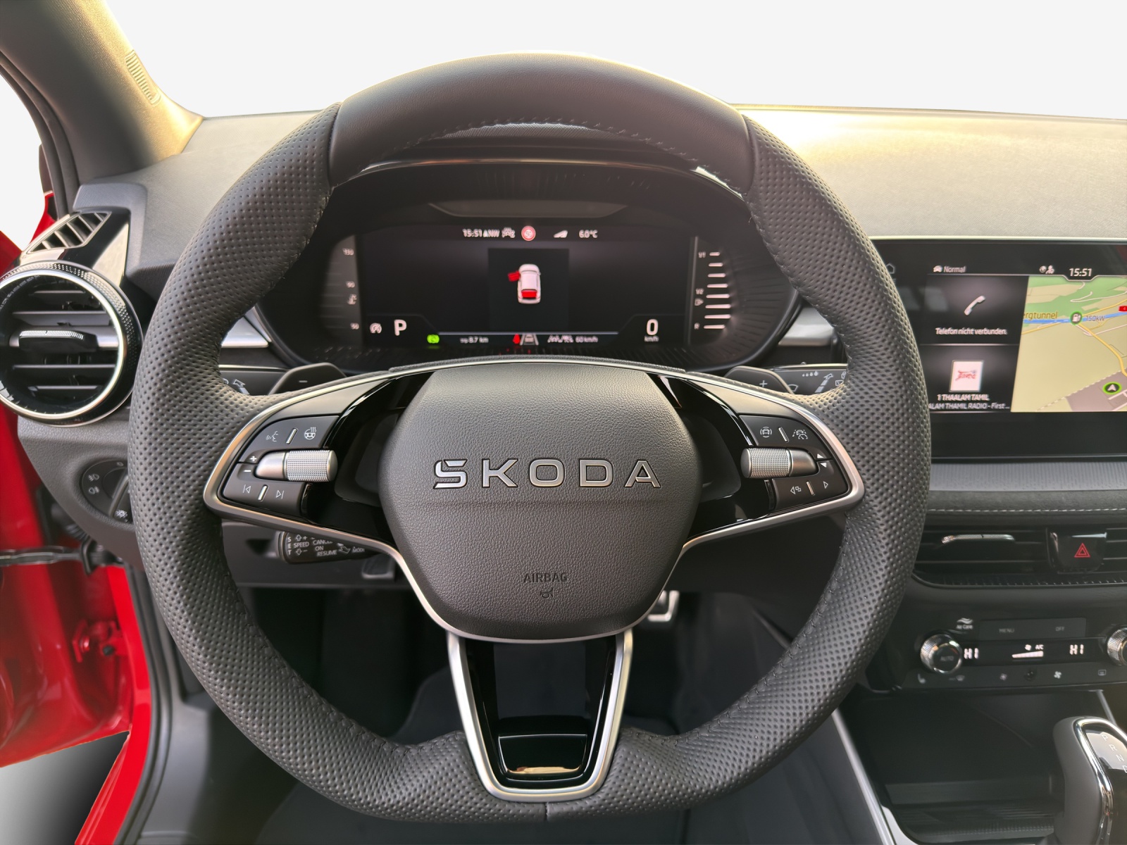 SKODA Fabia 1.5 TSI Dynamic DSG-image-9