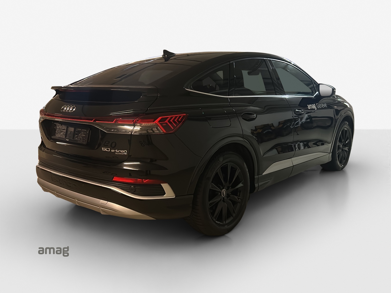 AUDI Q4 Sportback e-tron 50 quattro-image-4
