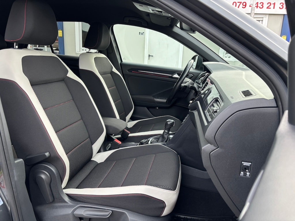 VW T-Roc 2.0 TSI Sport DSG 4Motion-image-7