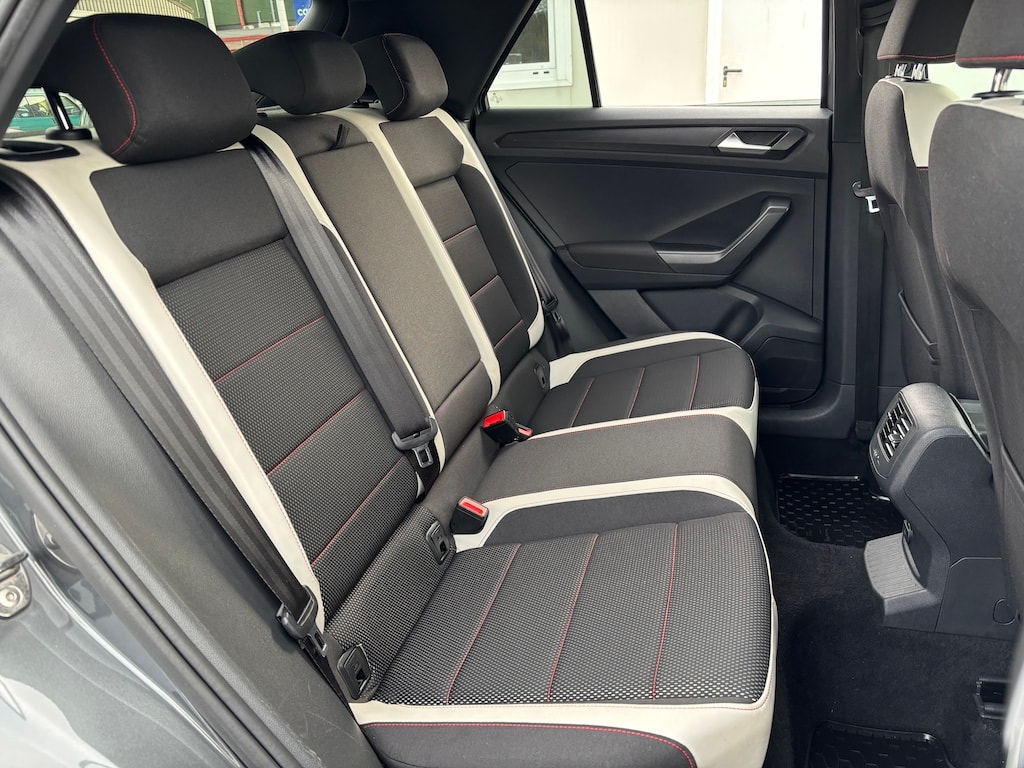 VW T-Roc 2.0 TSI Sport DSG 4Motion-image-14