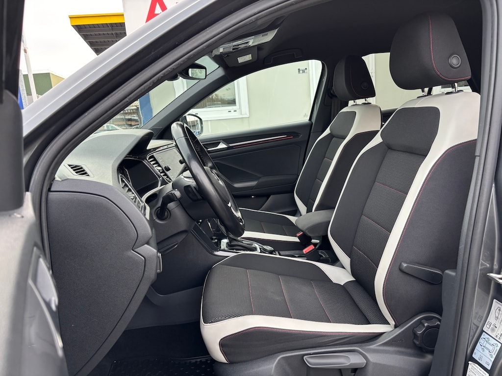 VW T-Roc 2.0 TSI Sport DSG 4Motion-image-6
