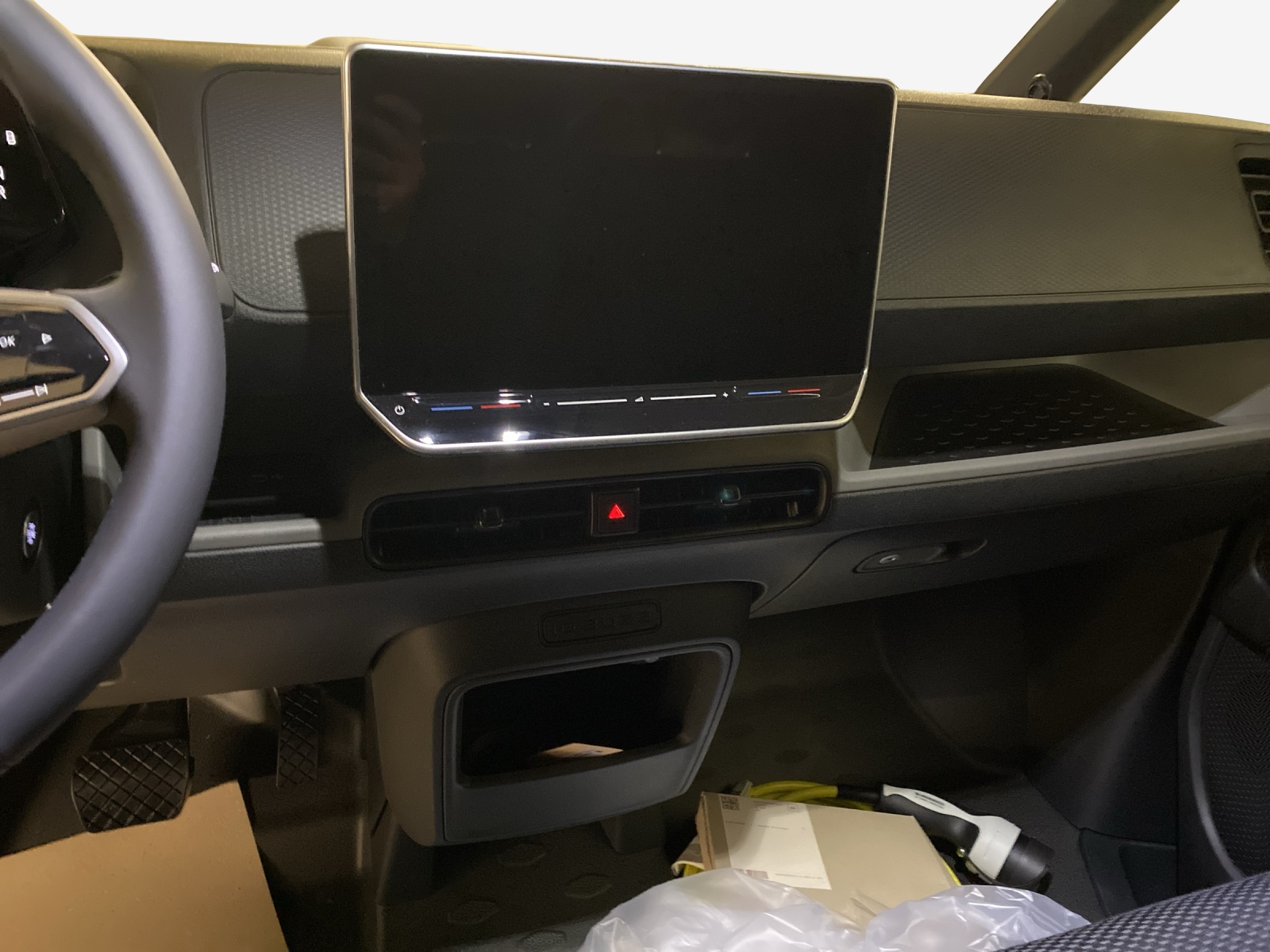 VW ID. Buzz Cargo Pro-image-11