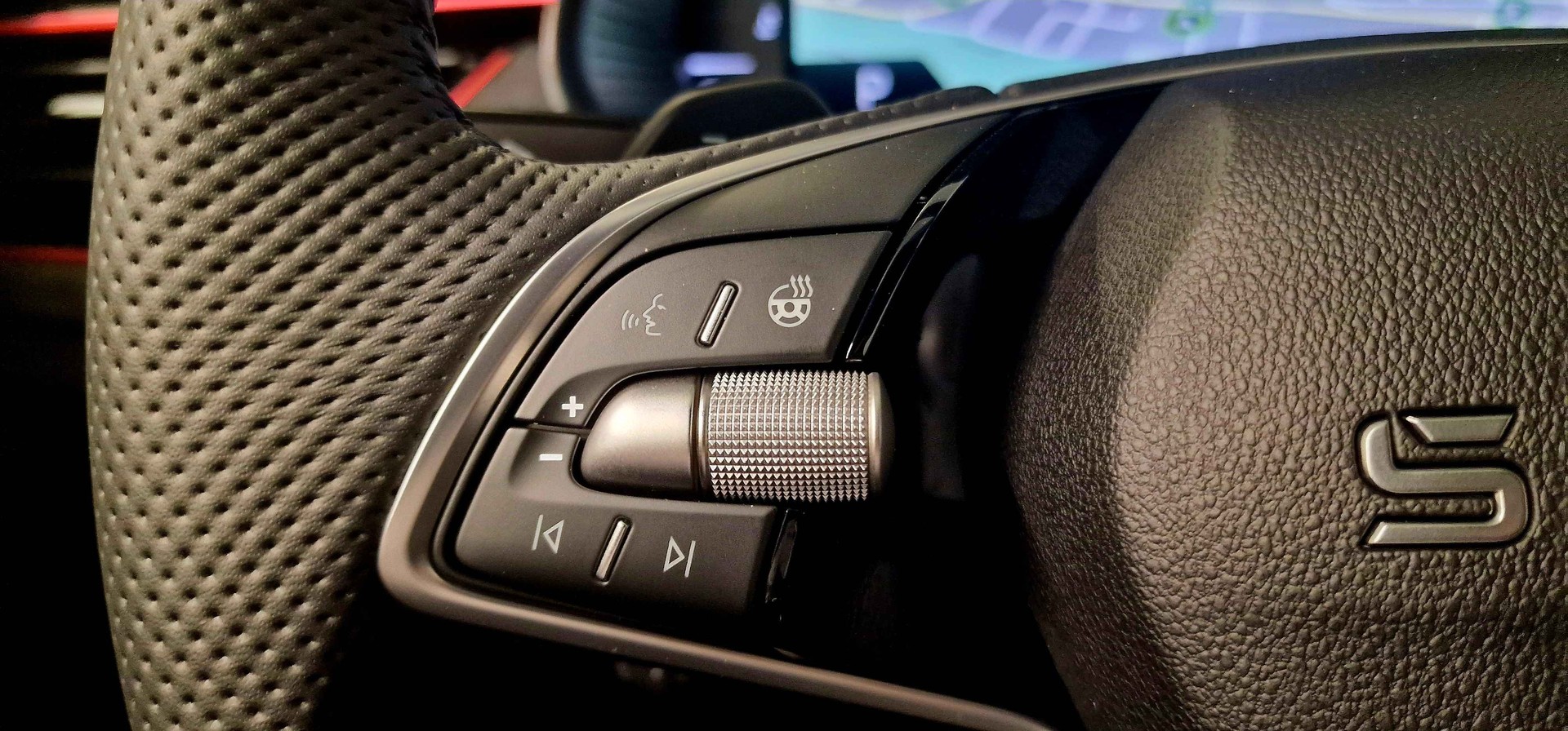 SKODA Kamiq 1.0 TSI Dynamic DSG-image-6