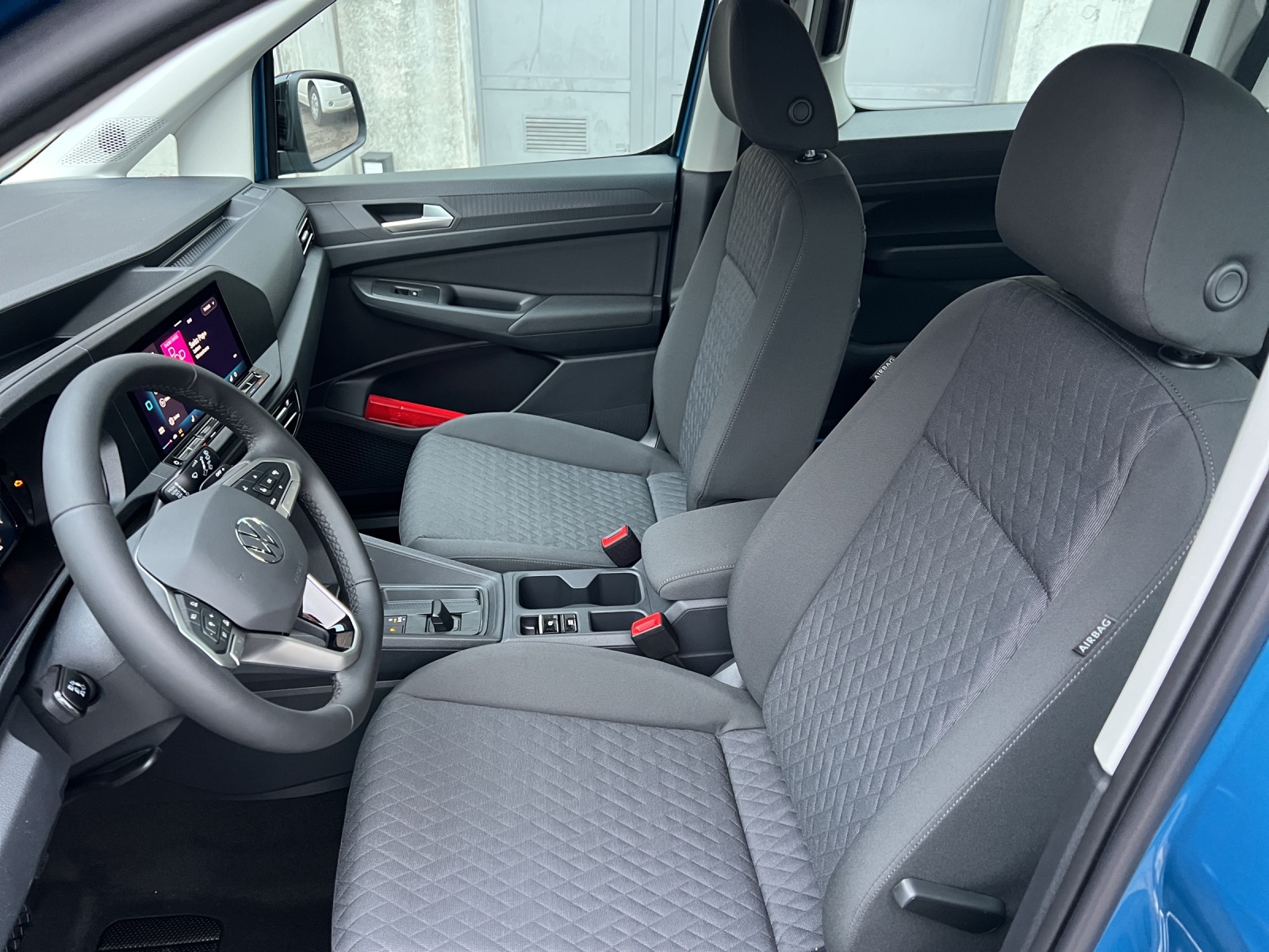 VW Caddy 1.5 TSI Life DSG-image-6