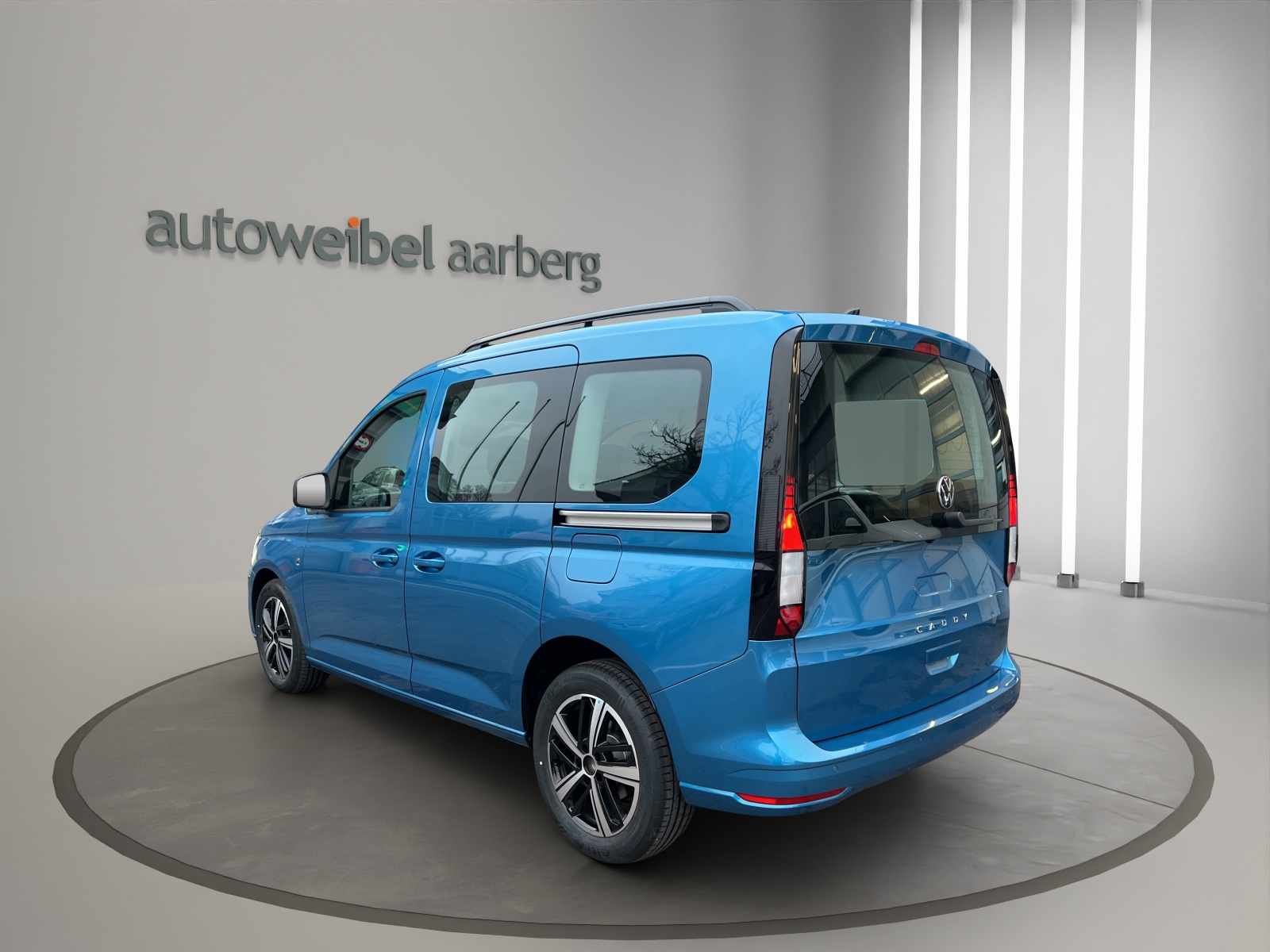 VW Caddy 1.5 TSI Life DSG-showroom-element-3