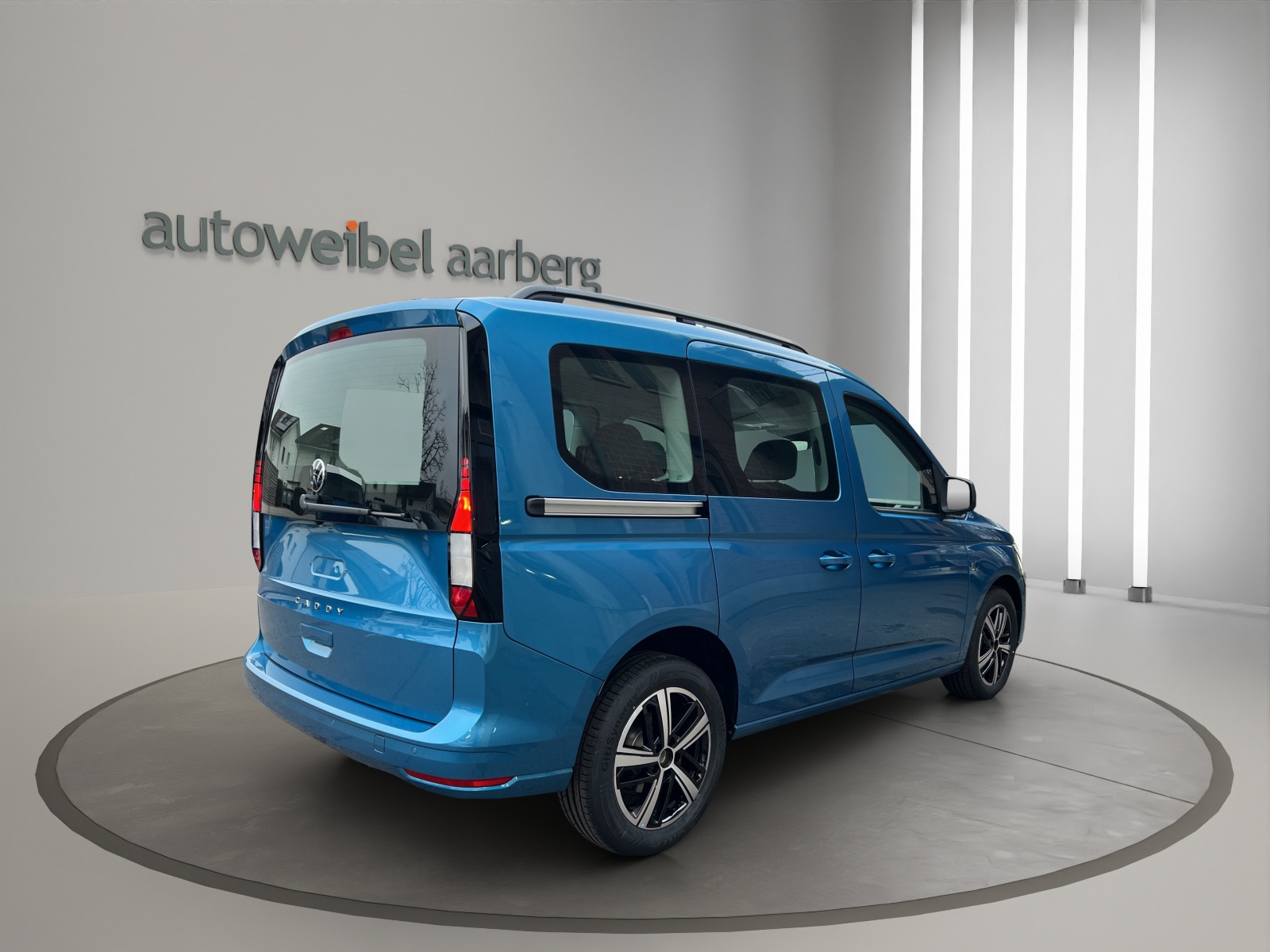 VW Caddy 1.5 TSI Life DSG-image-1