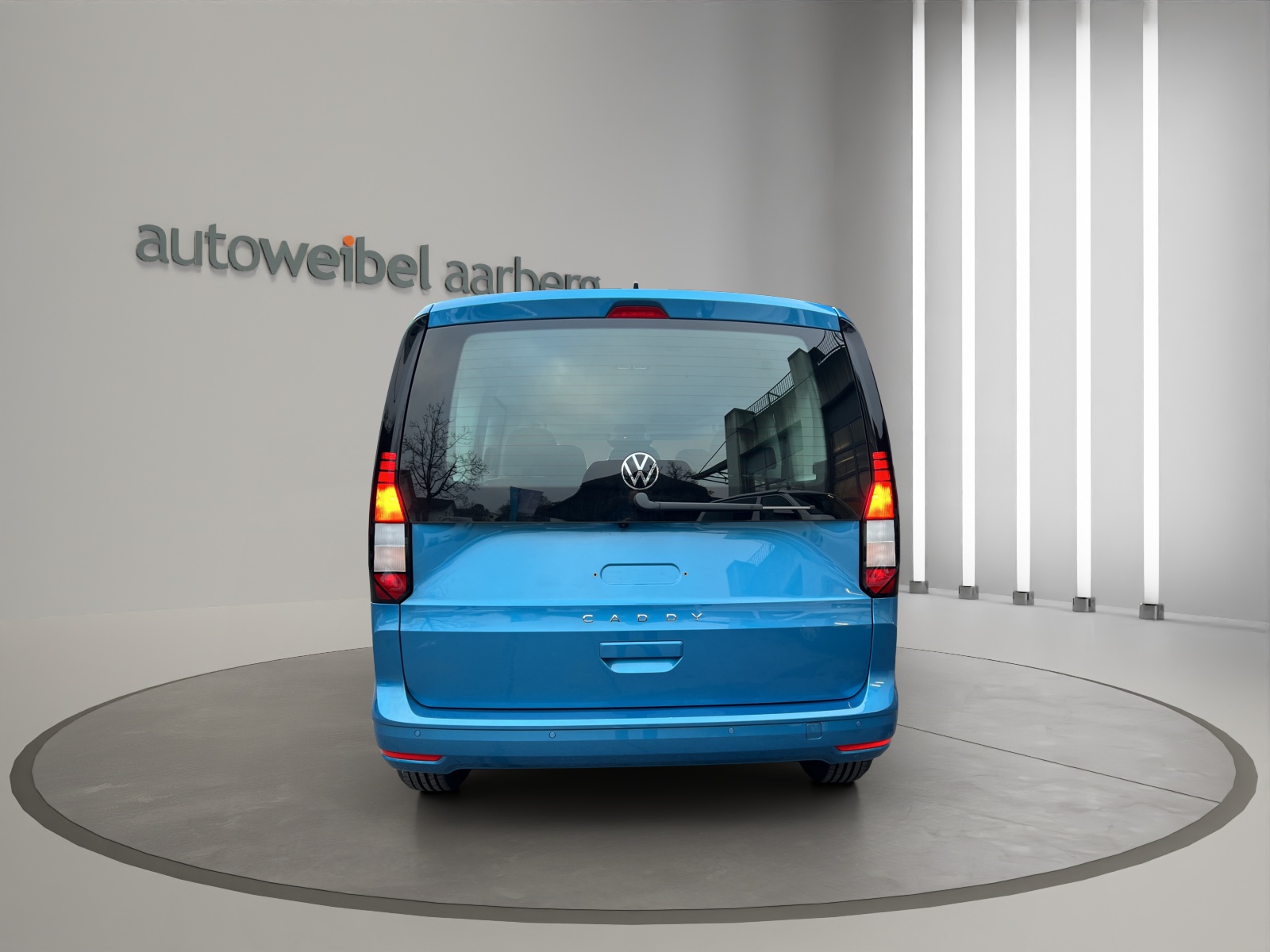 VW Caddy 1.5 TSI Life DSG-showroom-element-2