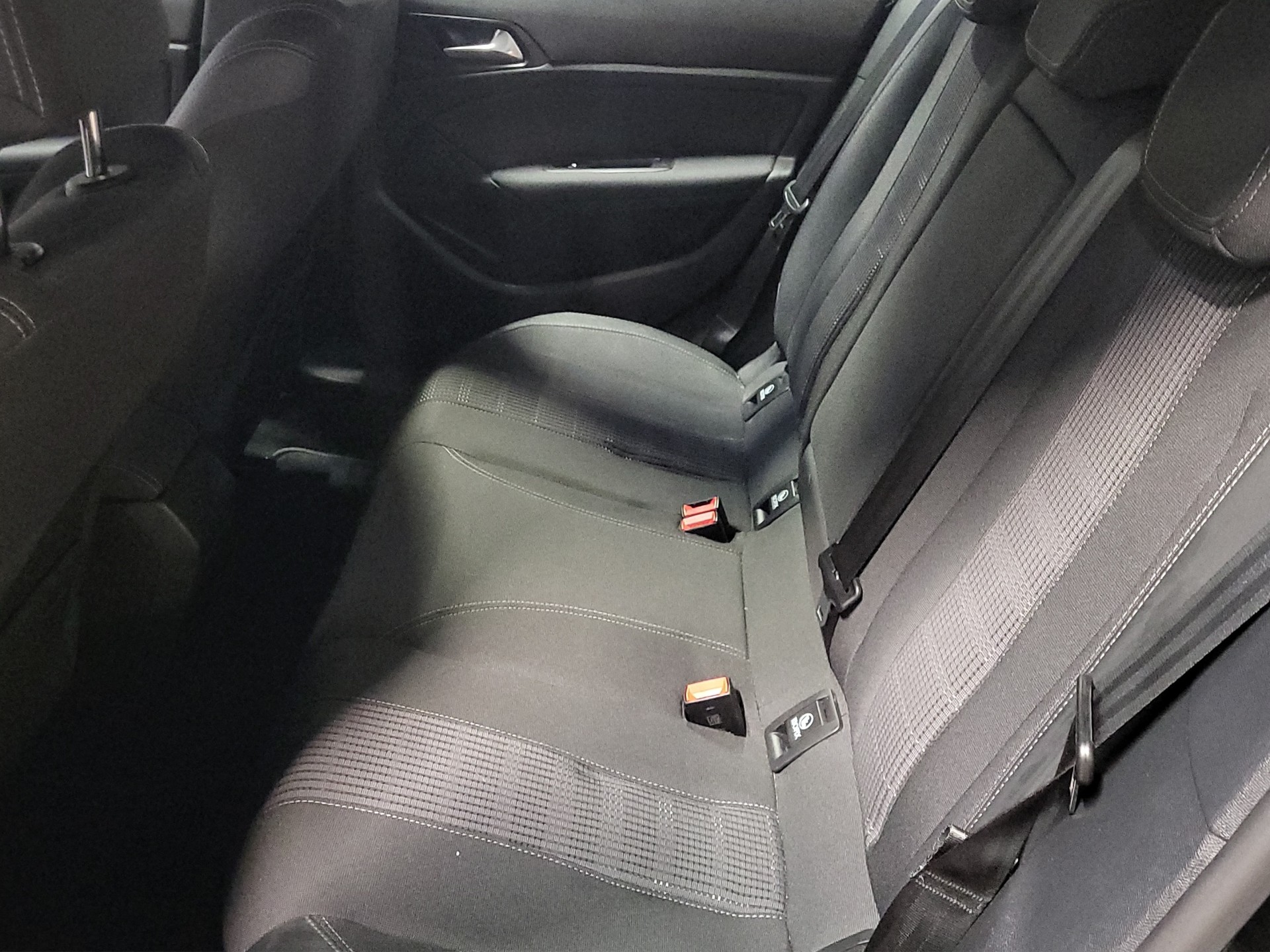 PEUGEOT 308 1.2 Allure-image-5