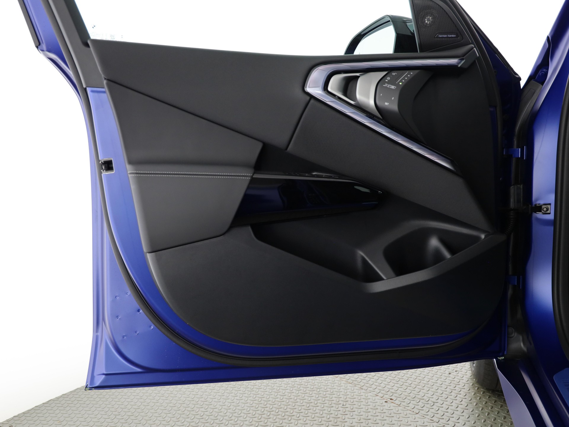 BMW X3 M50i-image-20
