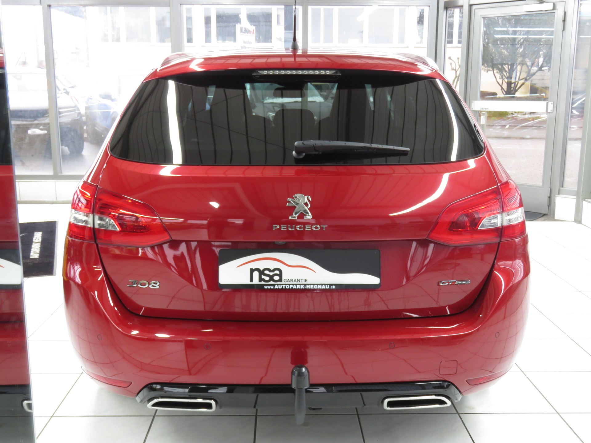 PEUGEOT 308 SW 1.2 THP GT Line Automat (AHK 1.1 t)-image-4