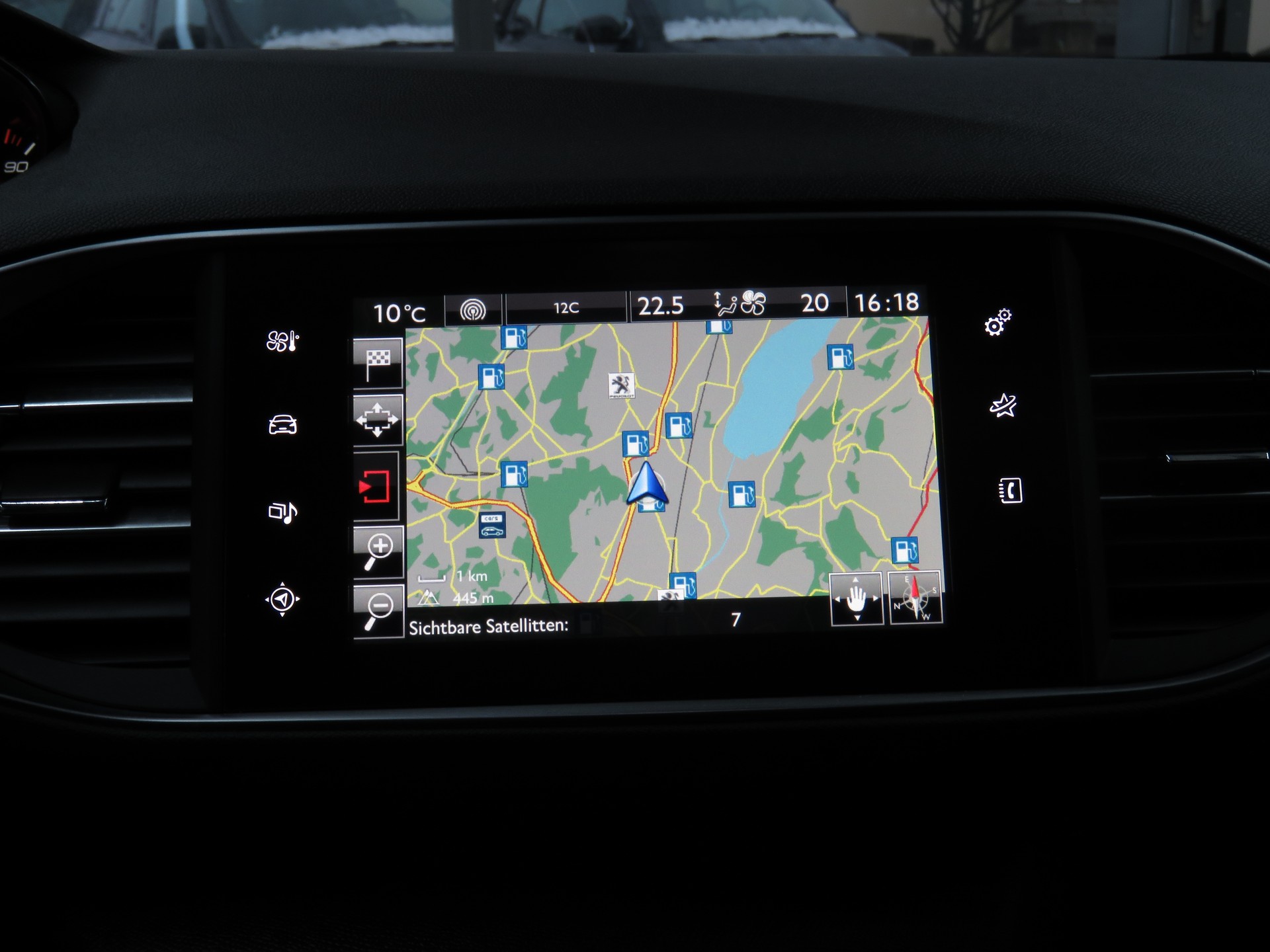 PEUGEOT 308 SW 1.2 THP GT Line Automat (AHK 1.1 t)-image-15