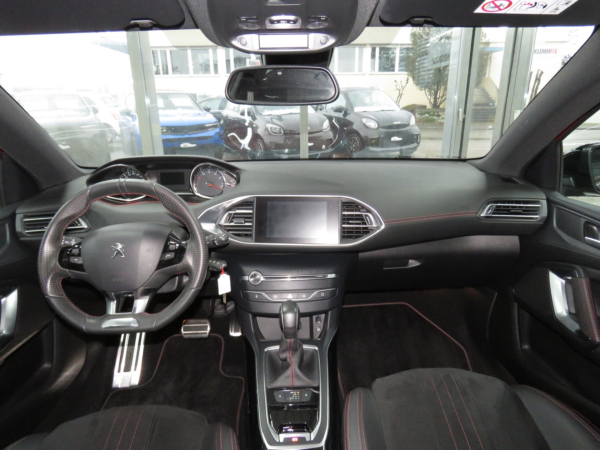 PEUGEOT 308 SW 1.2 THP GT Line Automat (AHK 1.1 t)-image-13