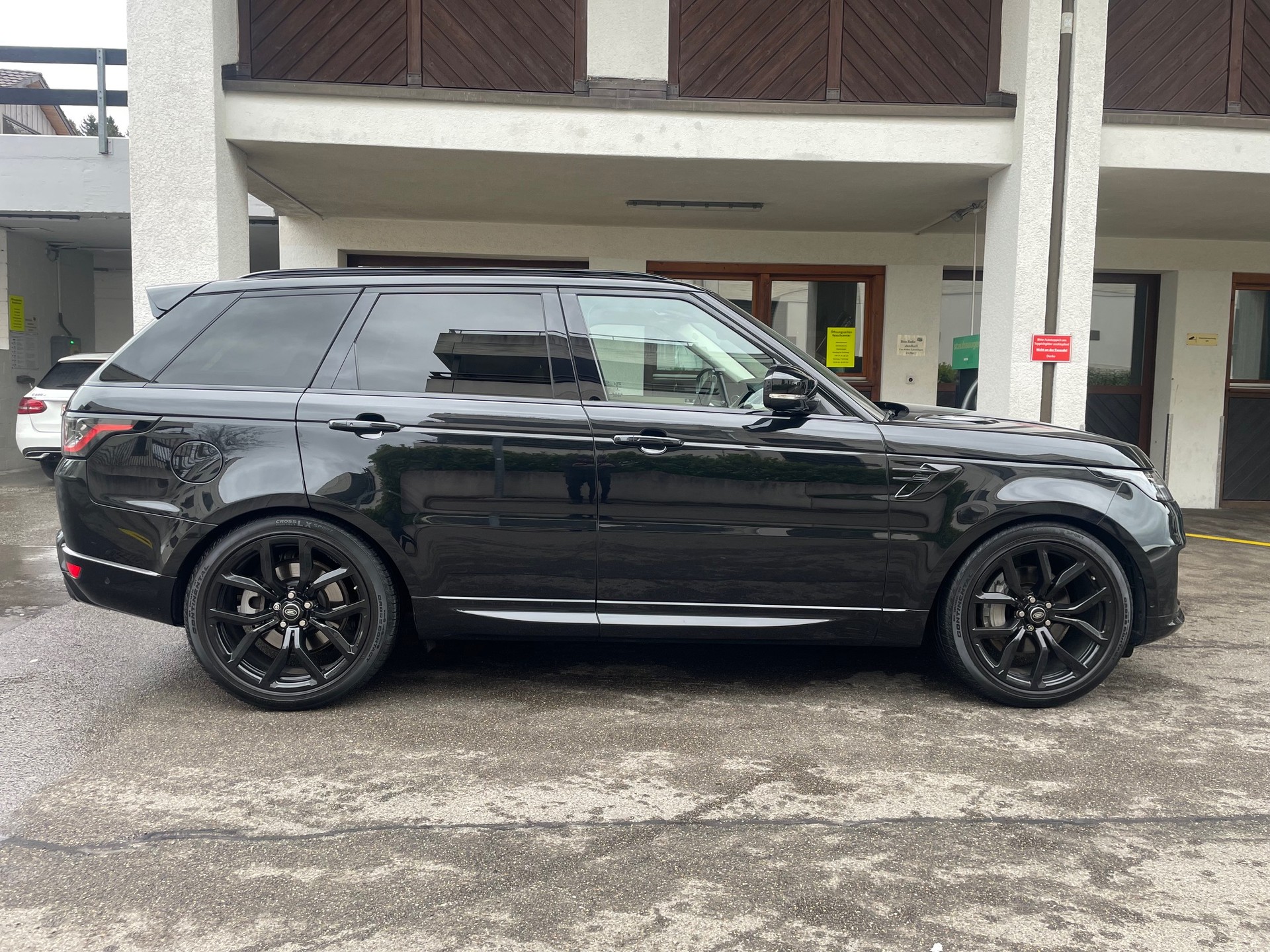 LAND ROVER Range Rover Sport P400 3.0 I6 MHEV HSE Automatic, PANORAMADACH / LUFTFAHRWERK / USW...-image-4