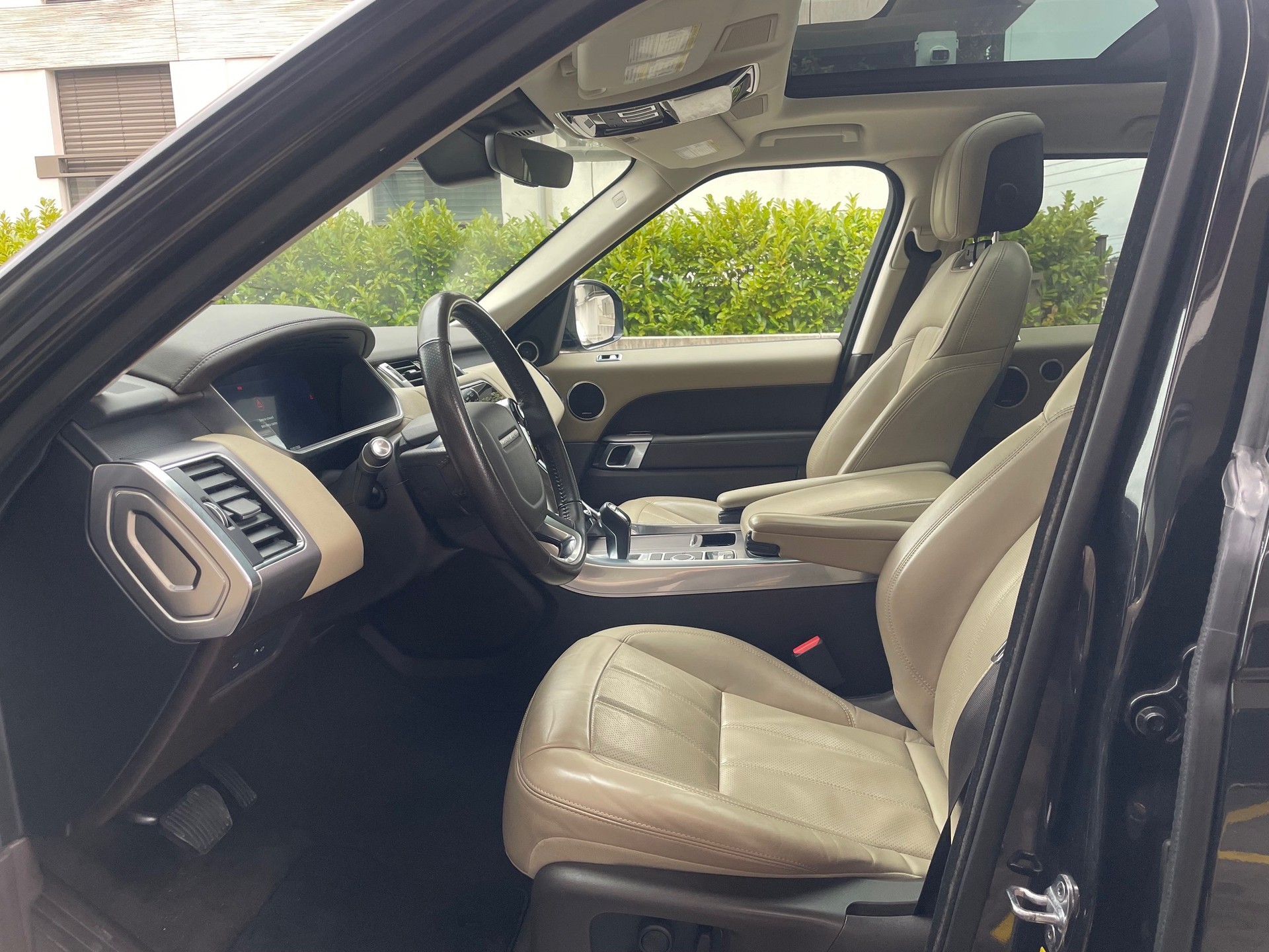 LAND ROVER Range Rover Sport P400 3.0 I6 MHEV HSE Automatic, PANORAMADACH / LUFTFAHRWERK / USW...-image-11