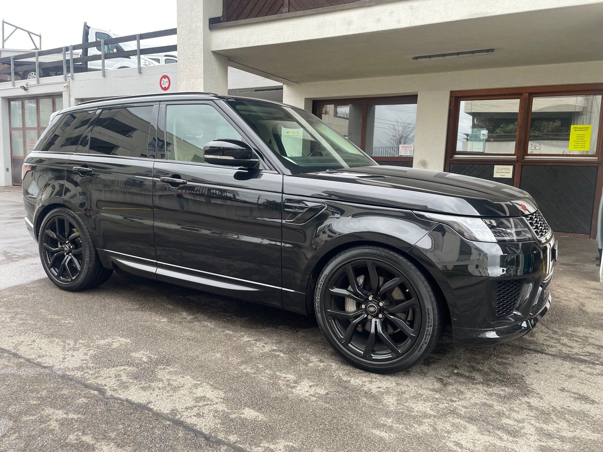 LAND ROVER Range Rover Sport P400 3.0 I6 MHEV HSE Automatic, PANORAMADACH / LUFTFAHRWERK / USW...-image-3
