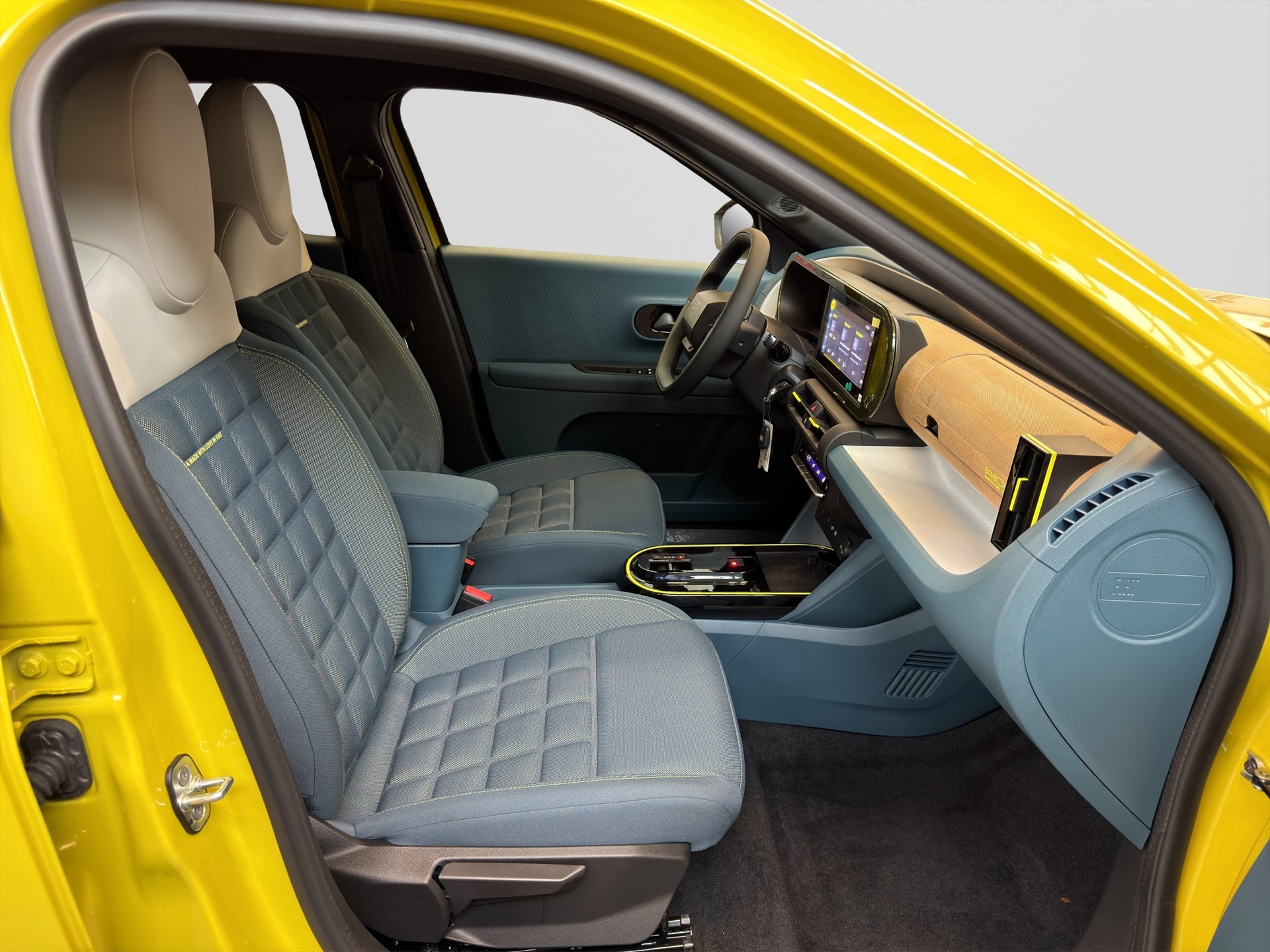 FIAT Grande Panda La Prima-image-11