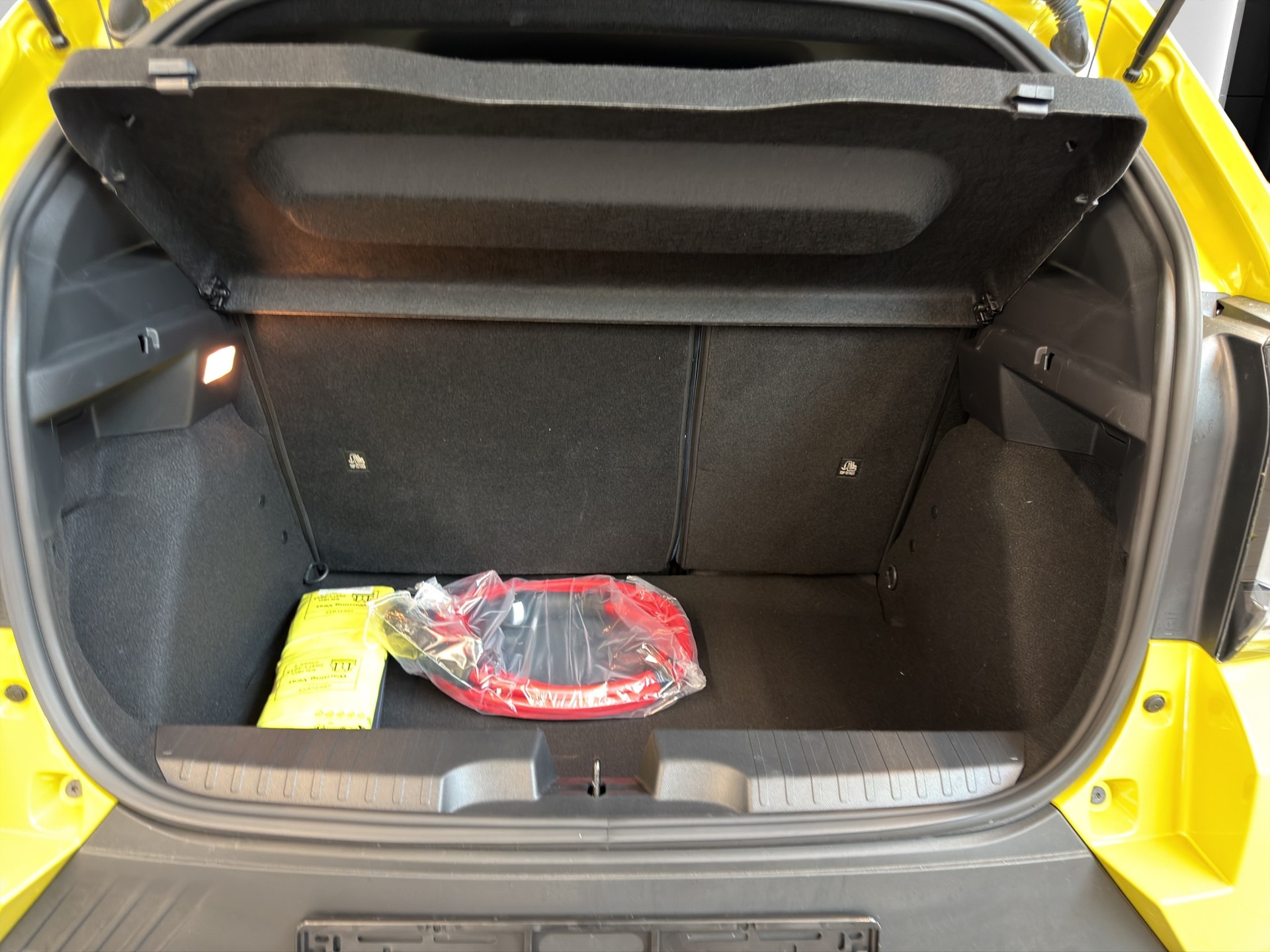 FIAT Grande Panda La Prima-image-13