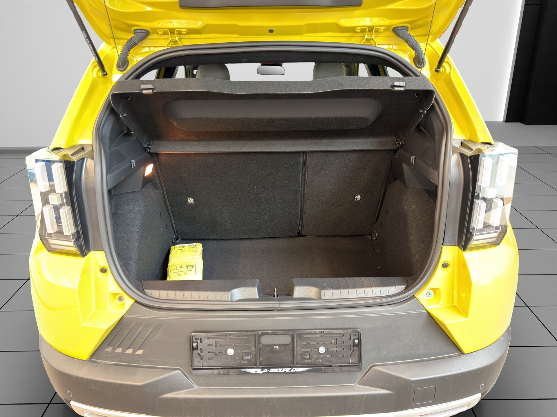 FIAT Grande Panda La Prima-image-14