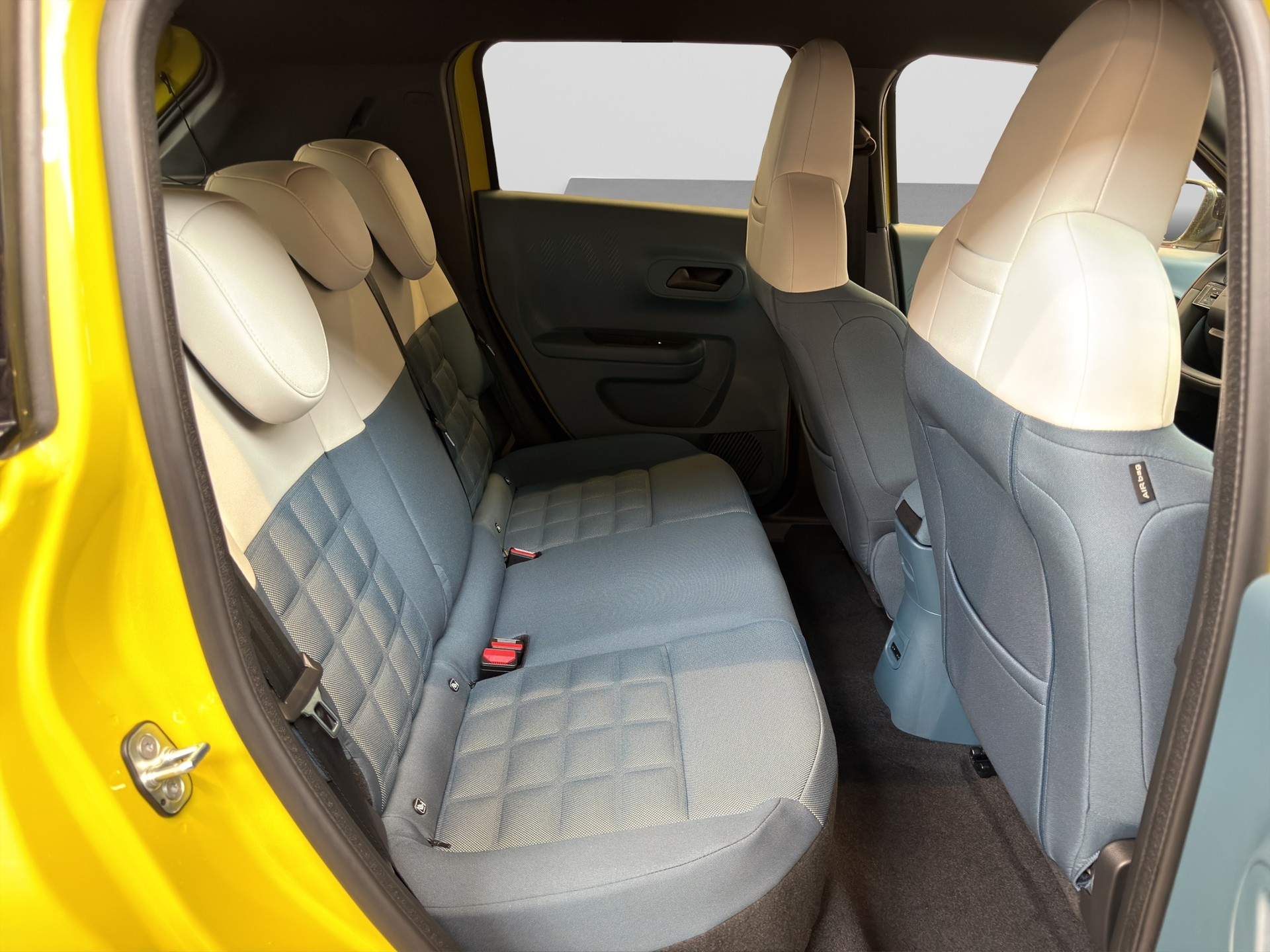 FIAT Grande Panda La Prima-image-12