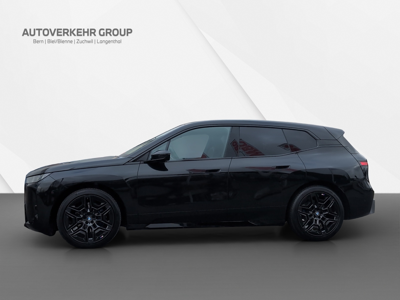 BMW iX xDrive45 M Sport-image-2