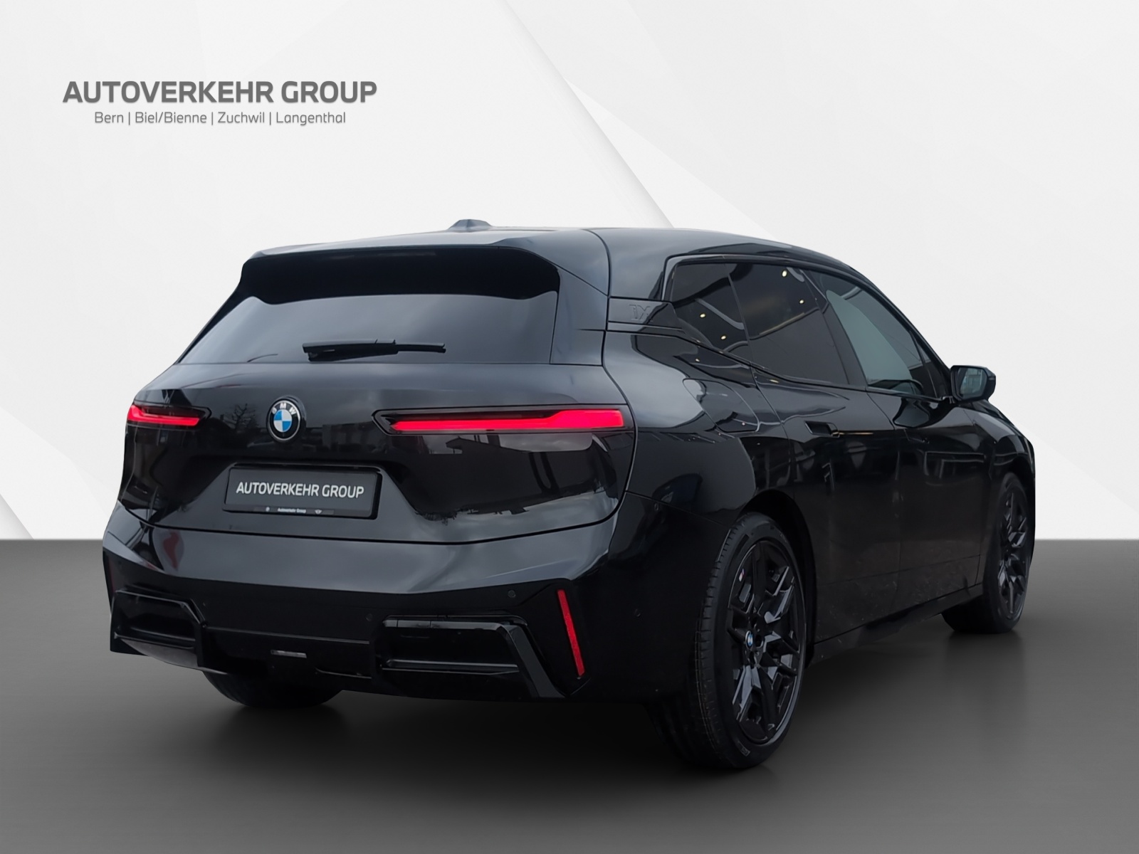 BMW iX xDrive45 M Sport-image-5