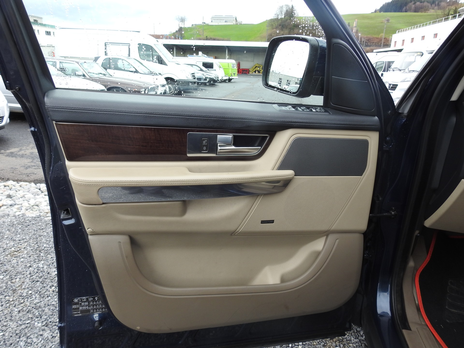 LAND ROVER Range Rover Sport 3.0 TDV6 HSE Automatic-image-10