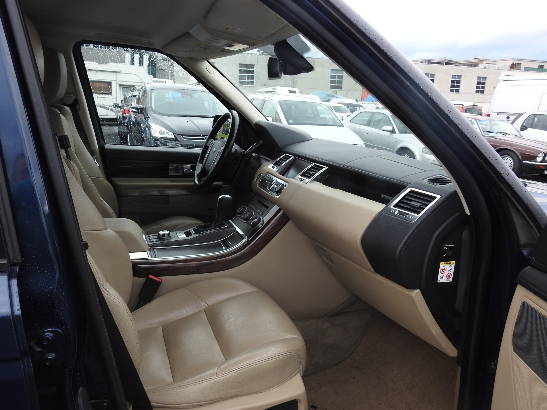 LAND ROVER Range Rover Sport 3.0 TDV6 HSE Automatic-image-14